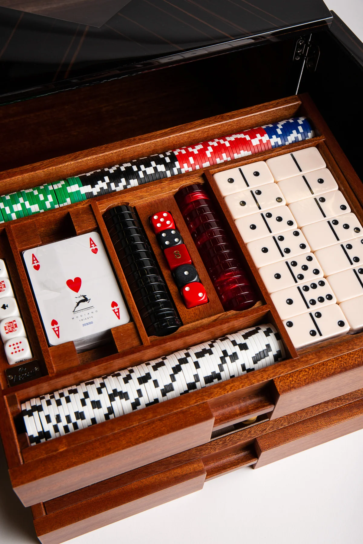 AGRESTI | GAME NIGHT - Image 6