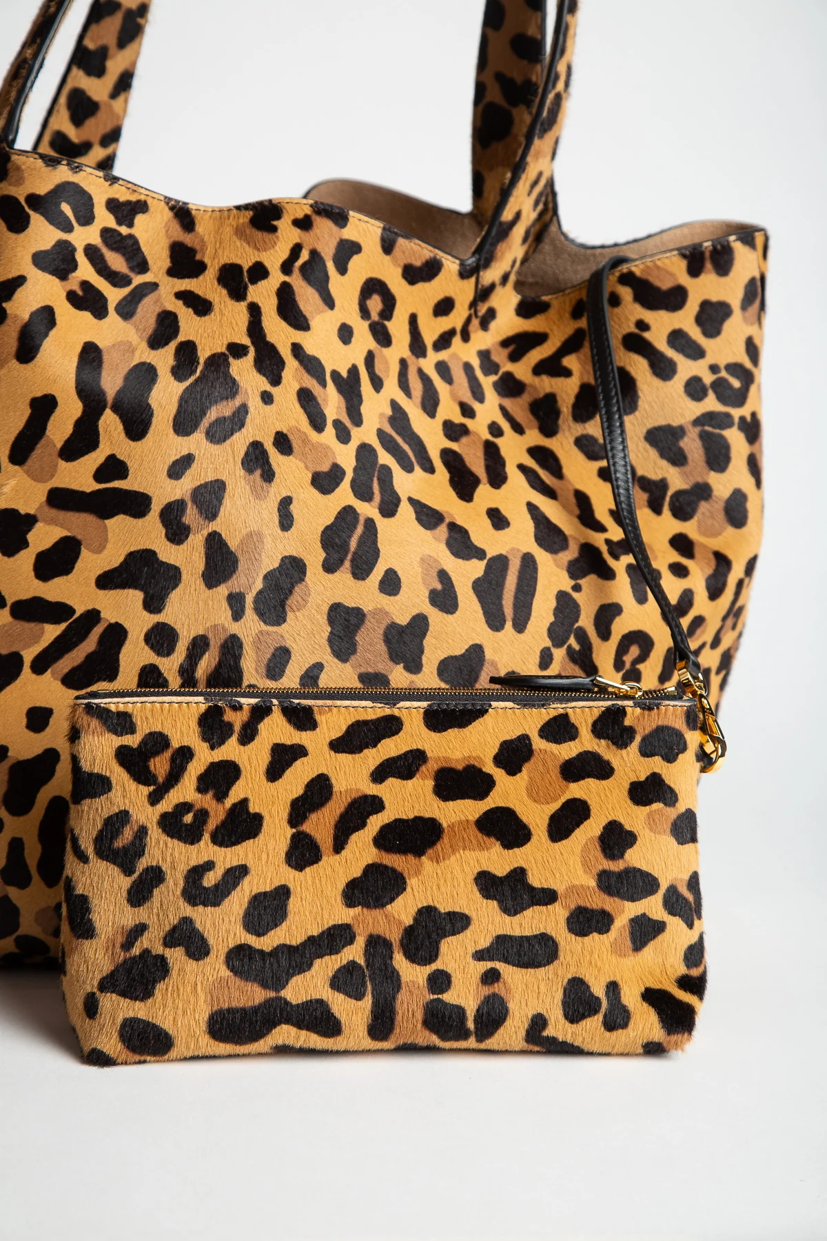 ALAÏA | LE CABAS BAG IN LEOPARD HAIRCALF - Image 3