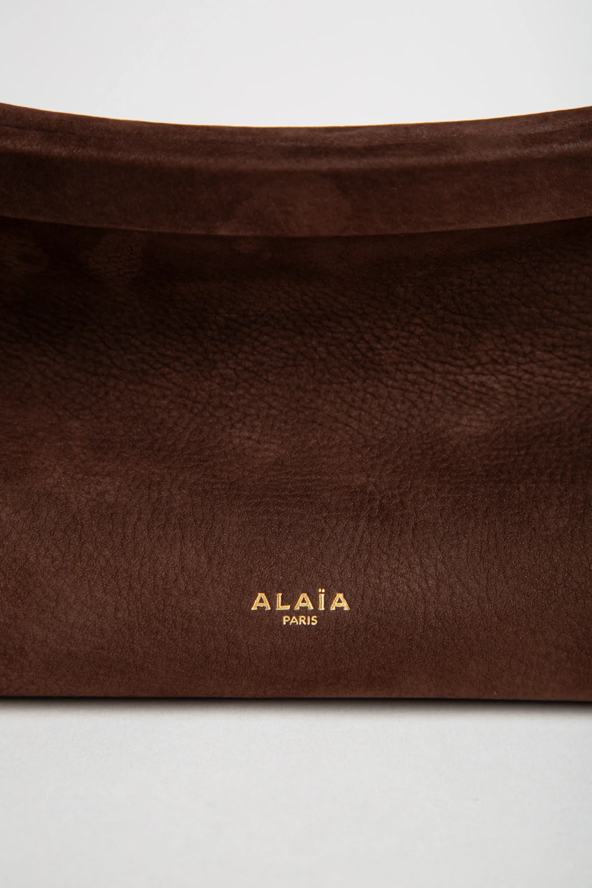 ALAIA | LE CLICK EAST WEST MEDIUM BAG IN NUBUCK - Image 6