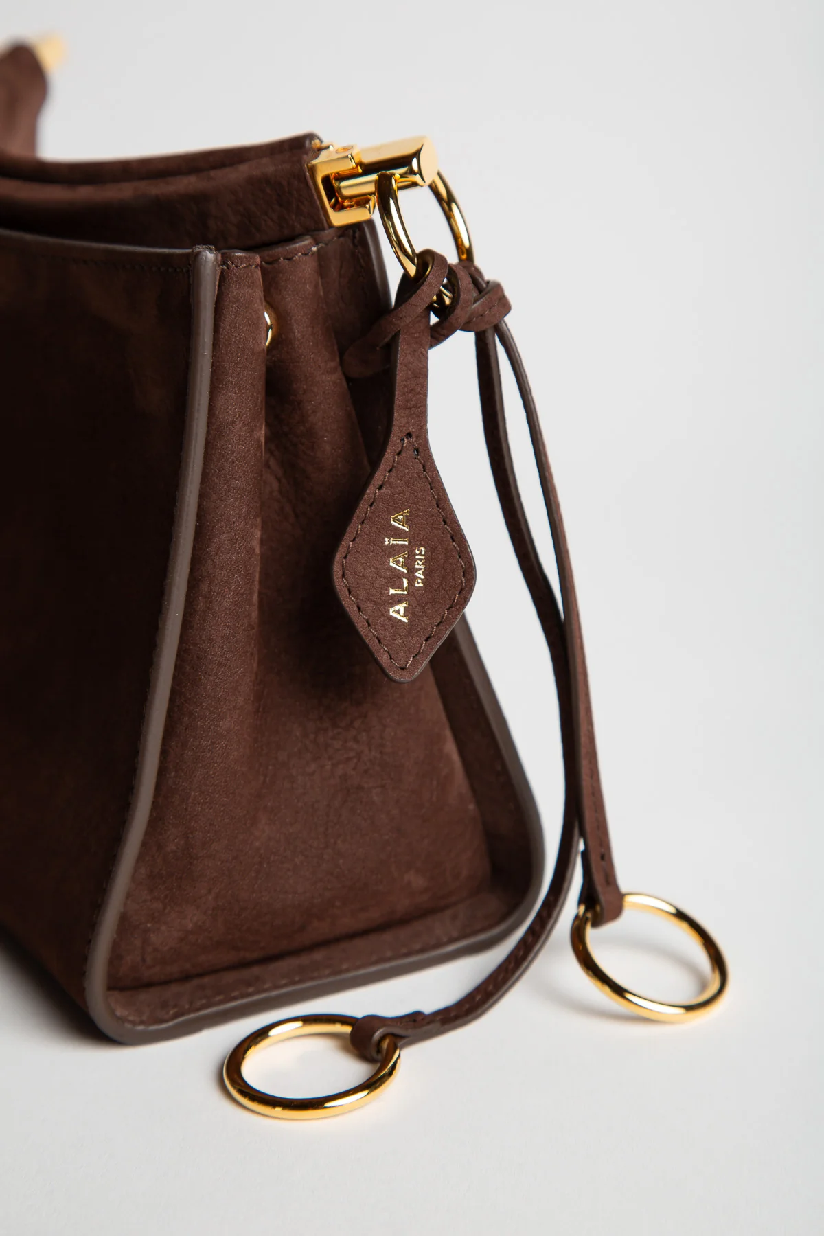 ALAÏA | LE CLICK SMALL SQUARE BAG IN NUBUCK - Image 6