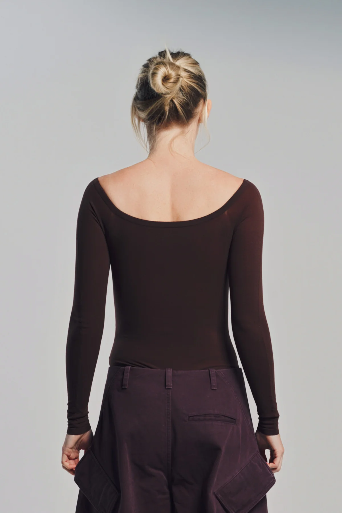 ALAÏA | SECOND-SKIN KNIT OFF-SHOULDER BODYSUIT - Image 4