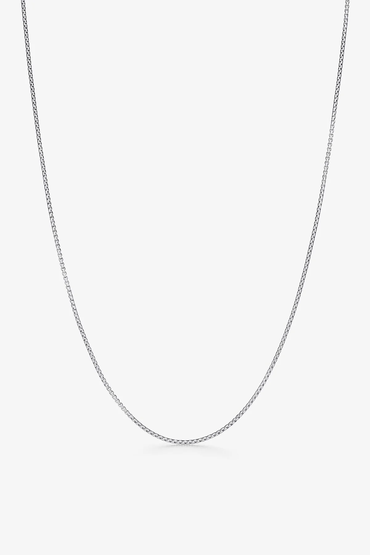 ALEX MOSS | WHITE GOLD ROUND BOX NECKLACE 22"