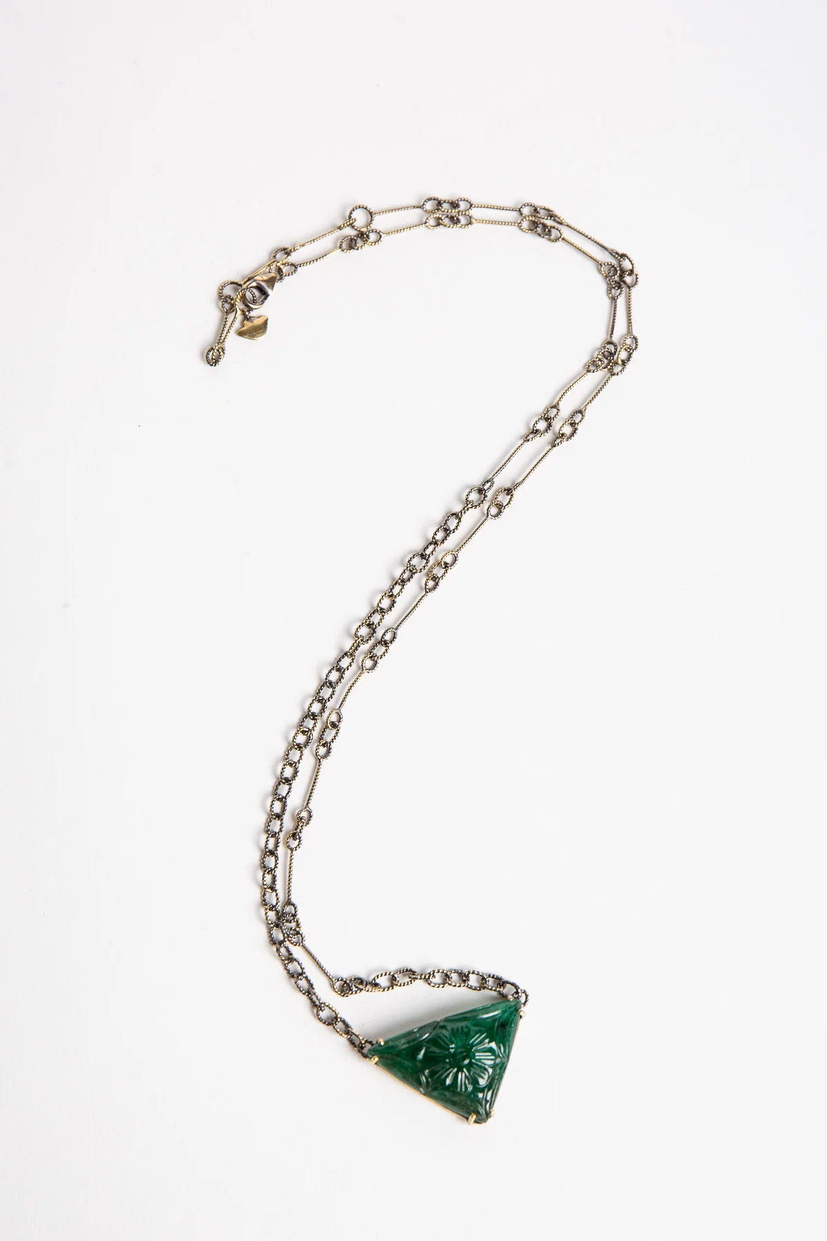AMRAPALI LONDON | 18K YELLOW GOLD, BLACK RHODIUM, AND EMERALD PANNA NECKLACE - Image 2