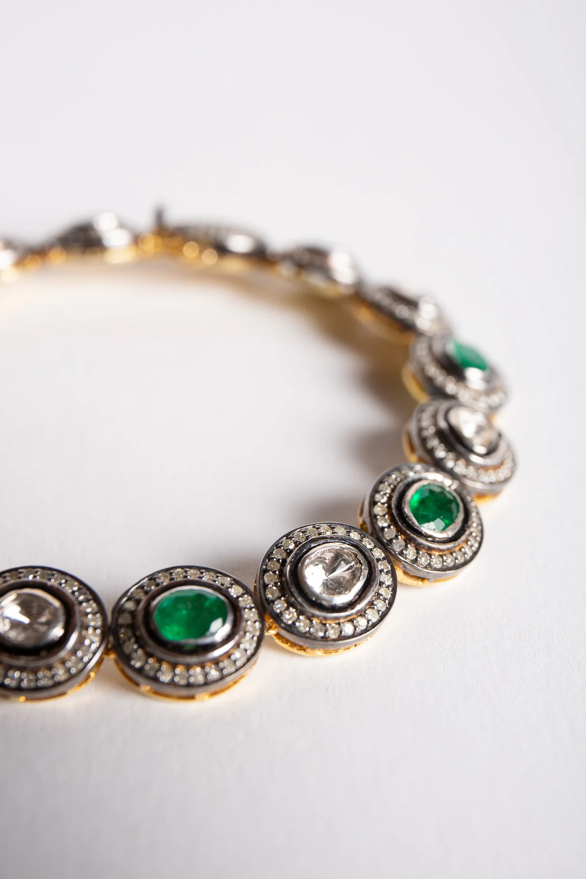 AMRAPALI LONDON | YELLOW GOLD, STERLING SILVER, EMERALD & DIAMOND BRACELET - Image 2