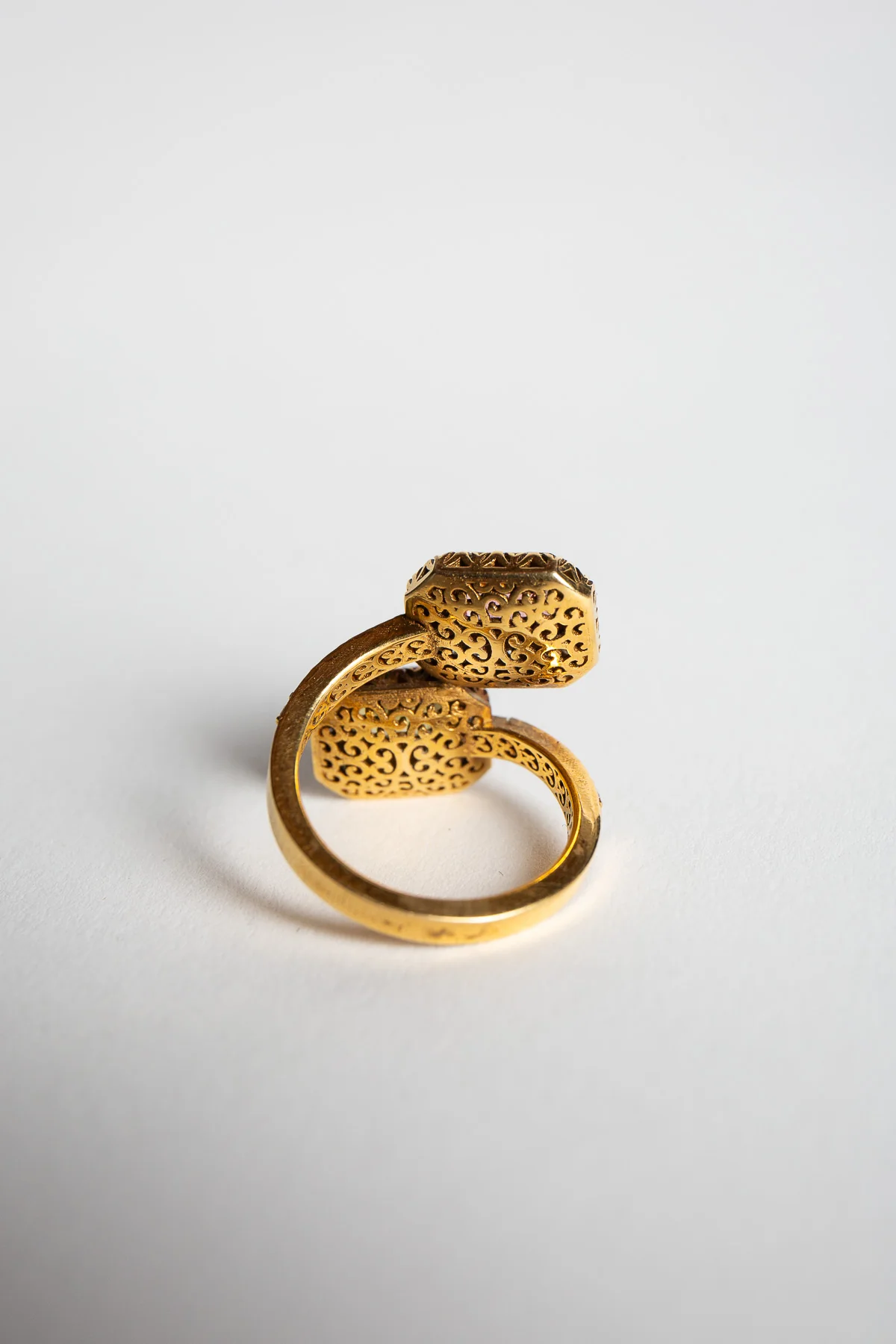 AMRAPALI LONDON | YELLOW GOLD TOURMALINE & DIAMOND RING - Image 3