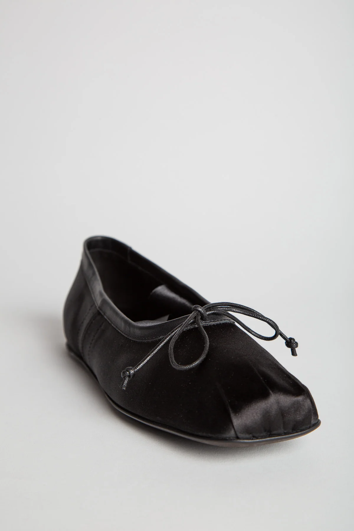 ANN DEMEULEMEESTER | PALOMA BALLERINA WITH SATIN BAND - Image 3
