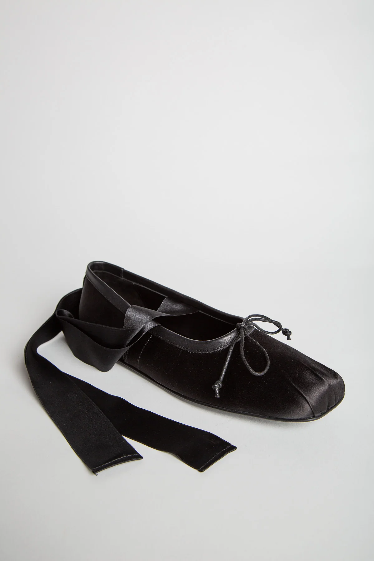 ANN DEMEULEMEESTER | PALOMA BALLERINA WITH SATIN BAND - Image 5