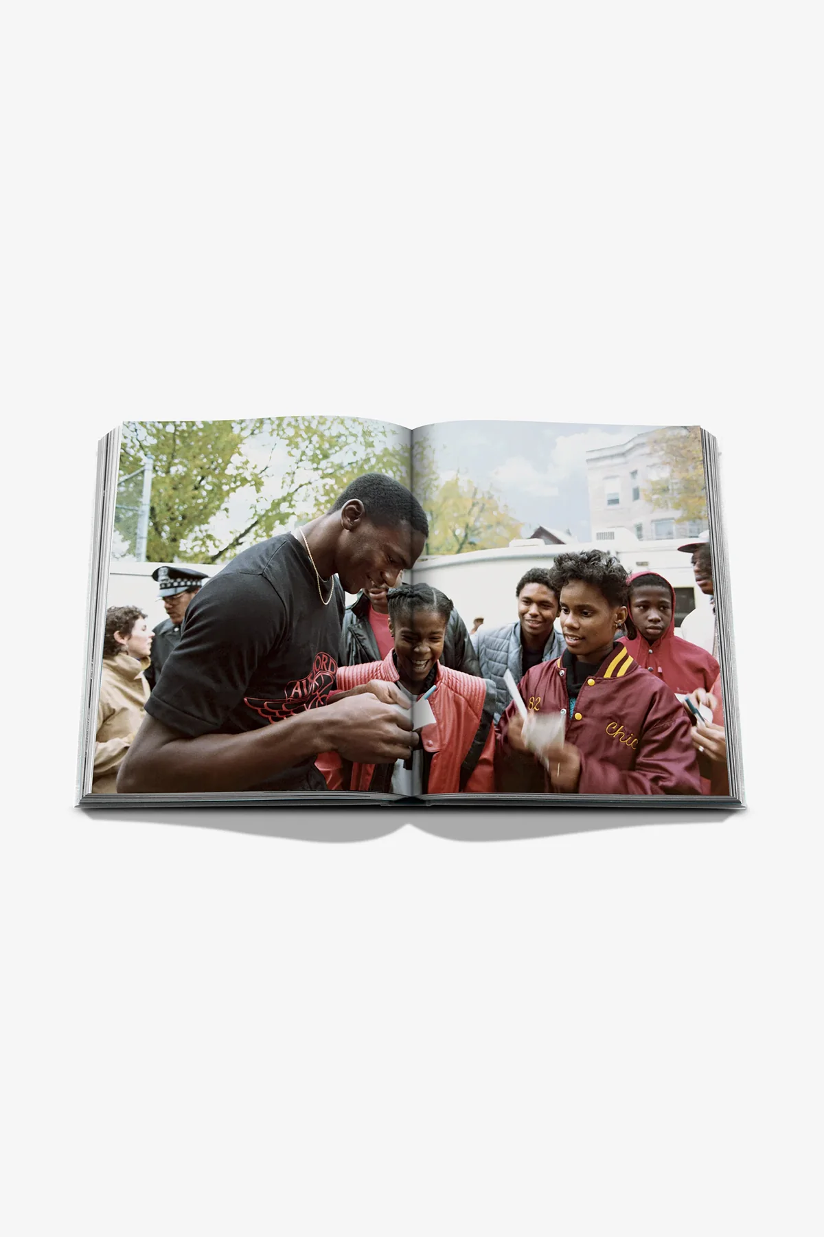 ASSOULINE | AIR JORDAN CLASSIC - Image 4