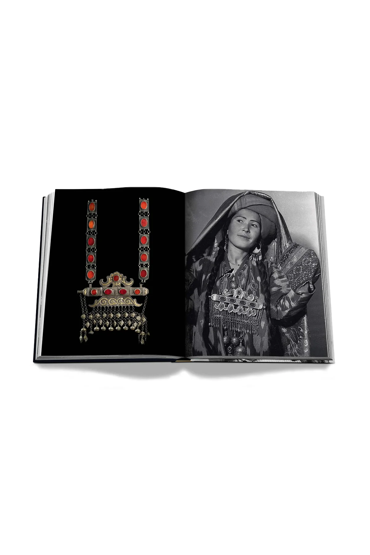 ASSOULINE | UZBEKISTAN SILK & GOLD: THE MAGNIFICENT ART OF COSTUME - Image 6