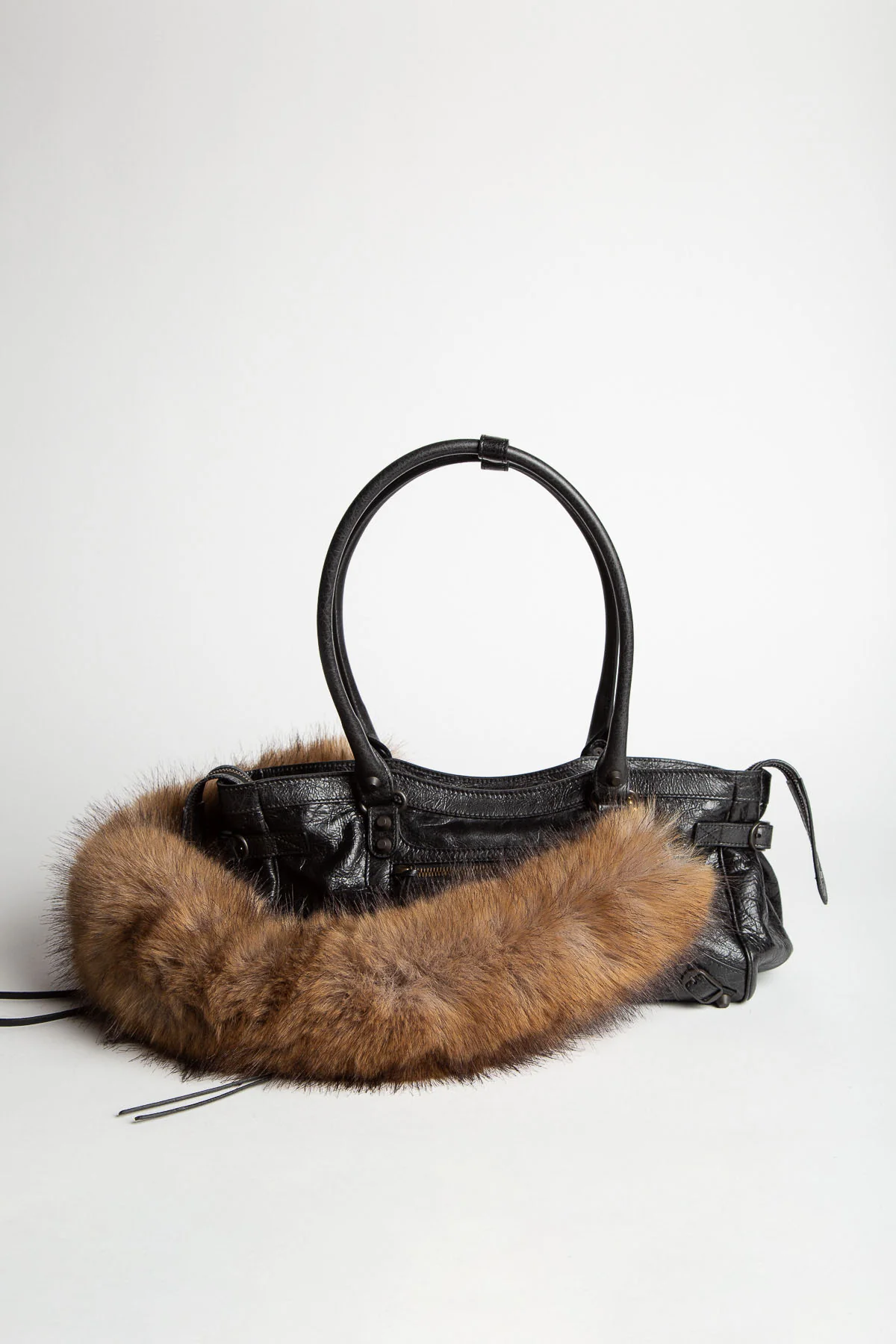 BALENCIAGA | ANIMAL-FREE FUR STRAP - Image 2