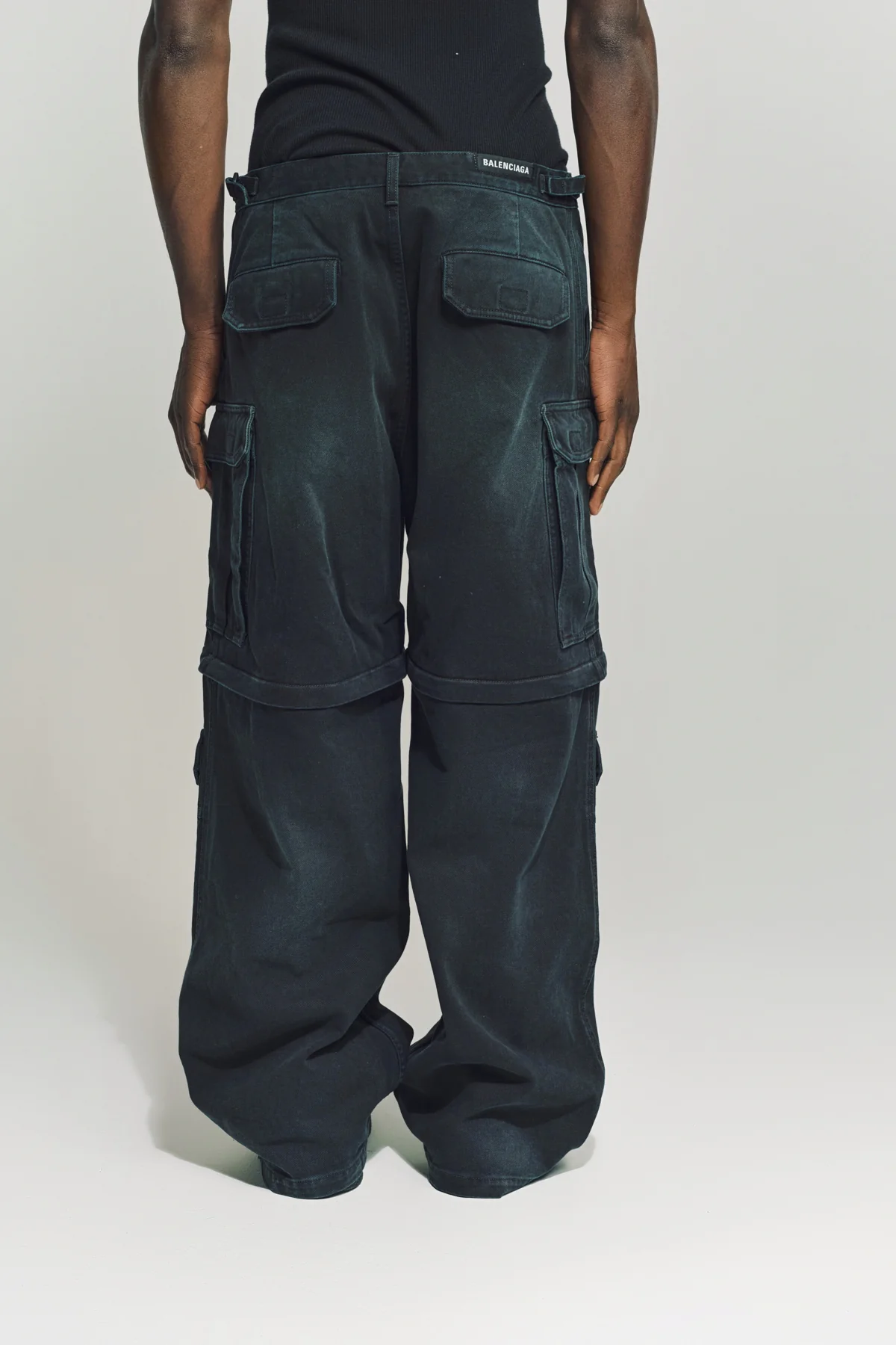 BALENCIAGA | CARGO PANTS - Image 4