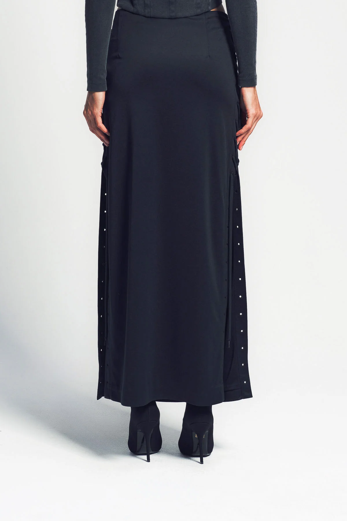 BALENCIAGA | LACE-UP MAXI SKIRT - Image 4