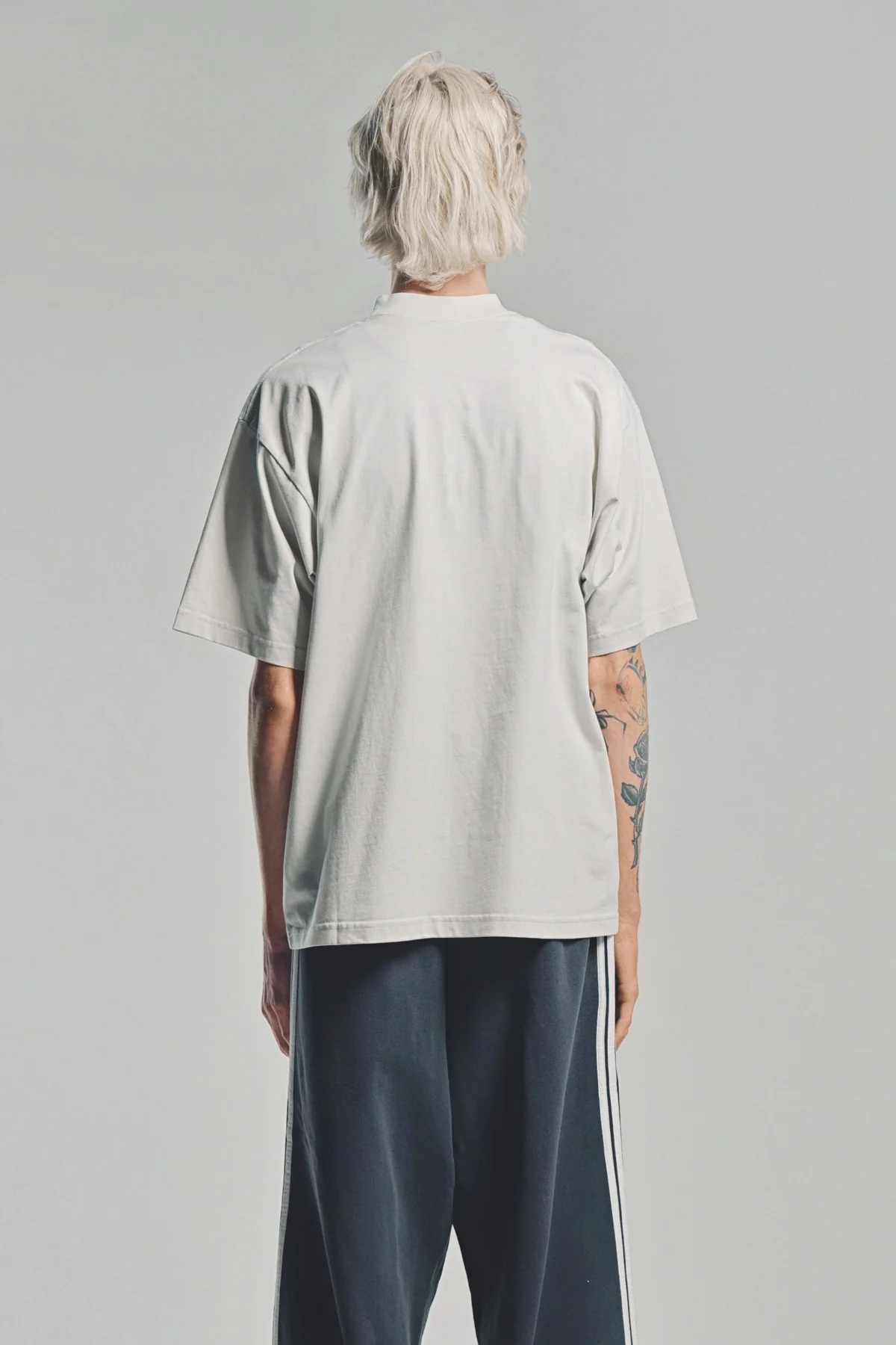 BALENCIAGA | NANO BB MEDIUM FIT T-SHIRT - Image 4