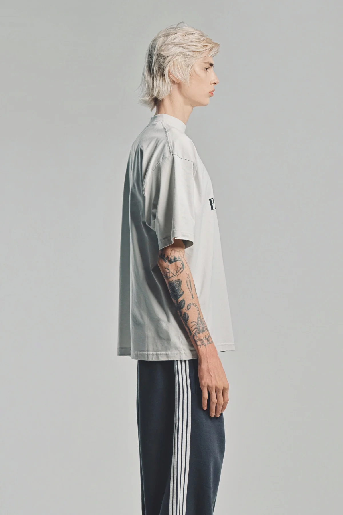 BALENCIAGA | NANO BB MEDIUM FIT T-SHIRT - Image 5