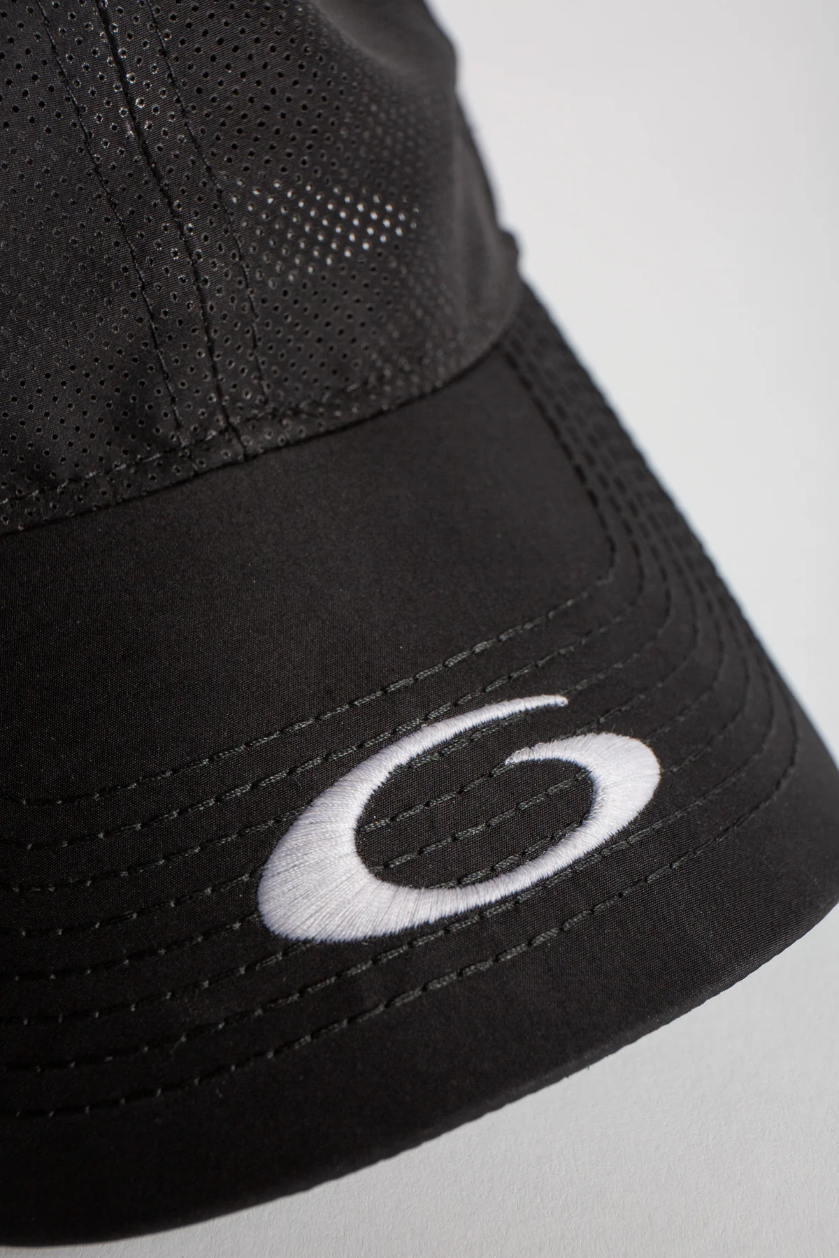 BALENCIAGA | PERFORATED BASEBALL CAP - Image 4