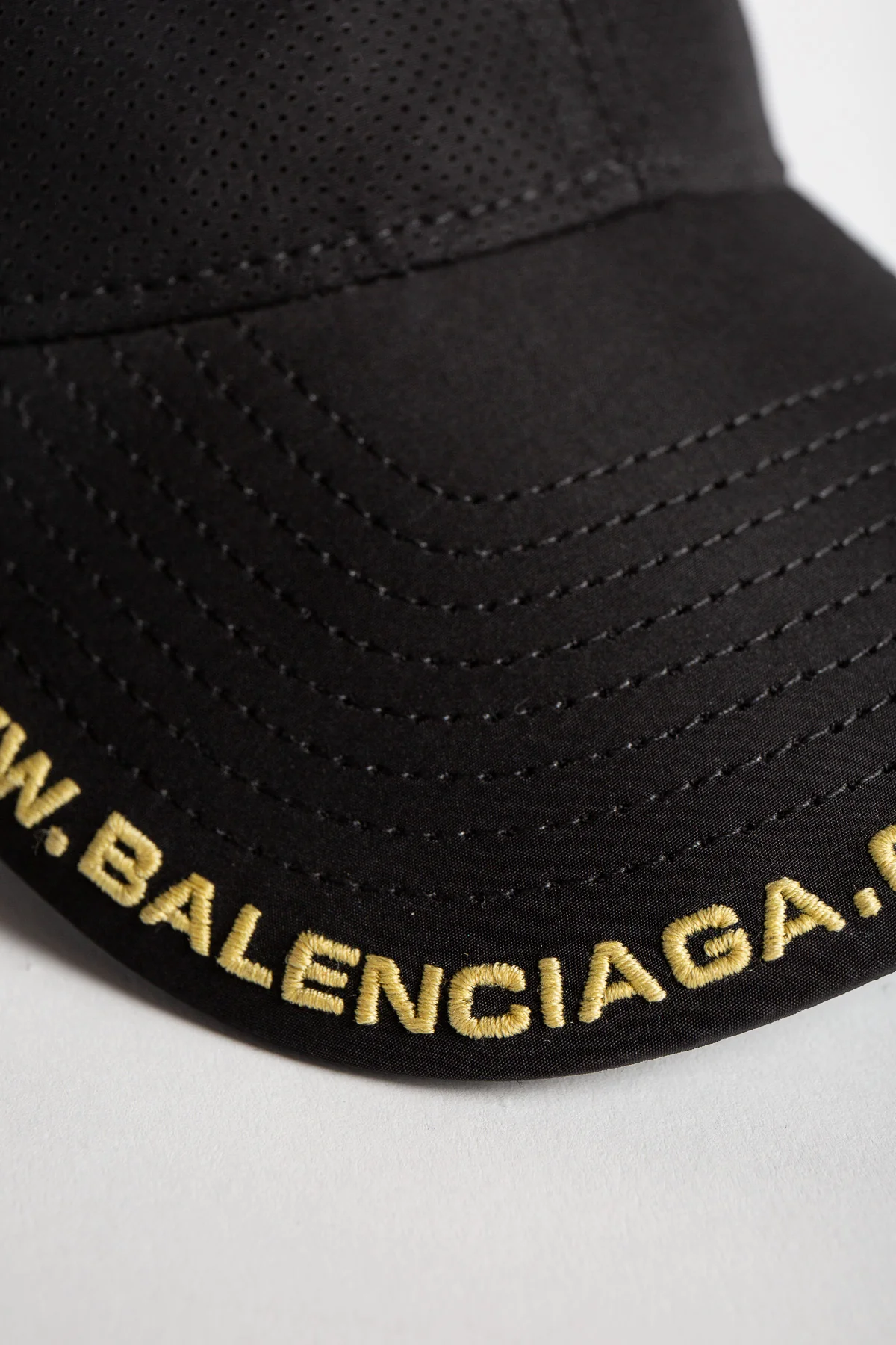 BALENCIAGA | PERFORATED WEBS CAP - Image 4