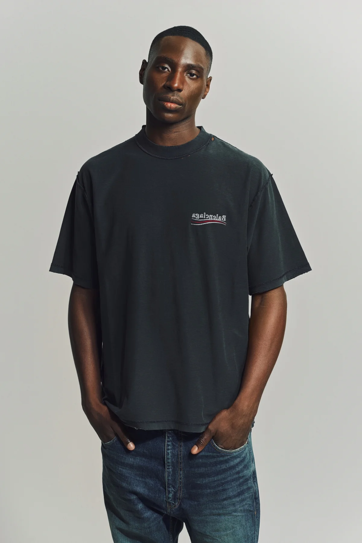 BALENCIAGA | POLITICAL CAMPAIGN INSIDE-OUT T-SHIRT - Image 2