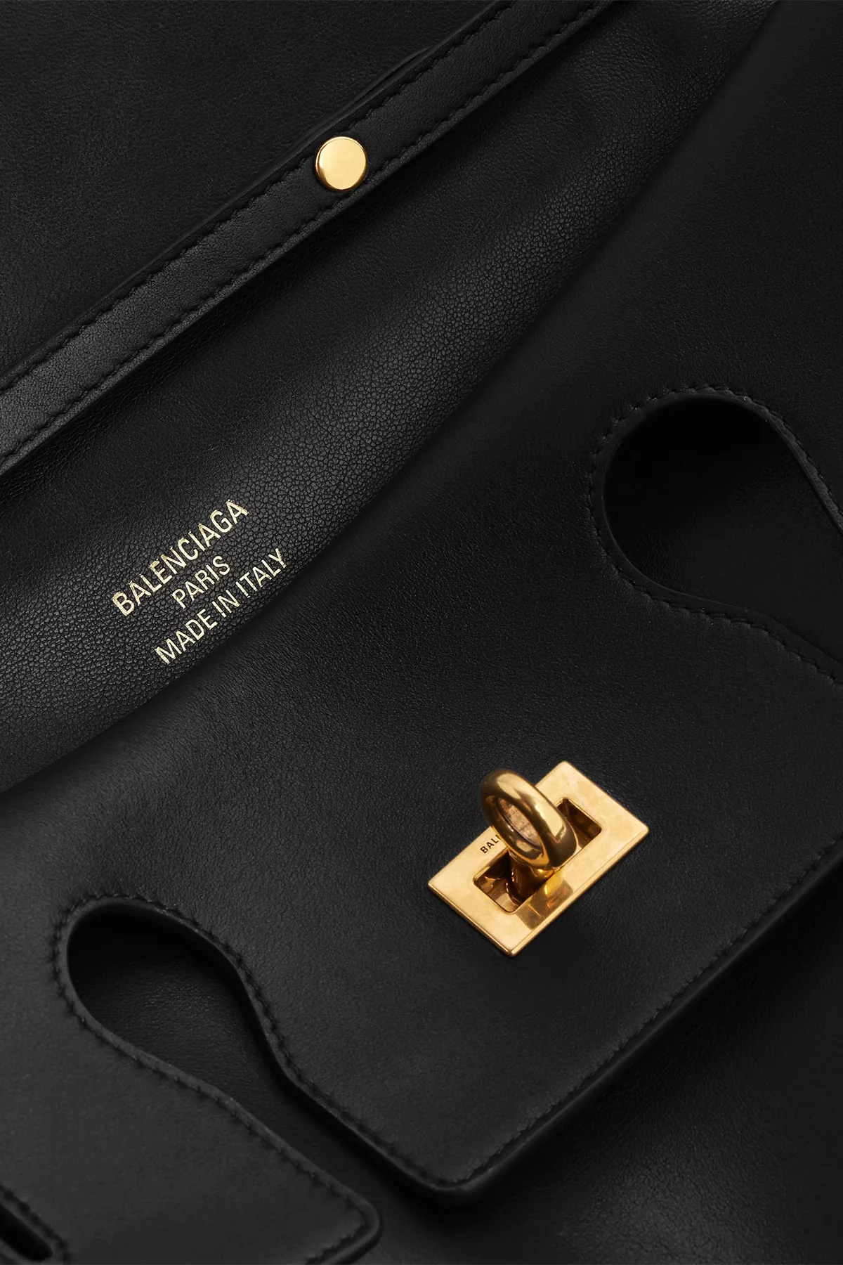 BALENCIAGA | SMALL BEL AIR CLUTCH ON STRAP - Image 6