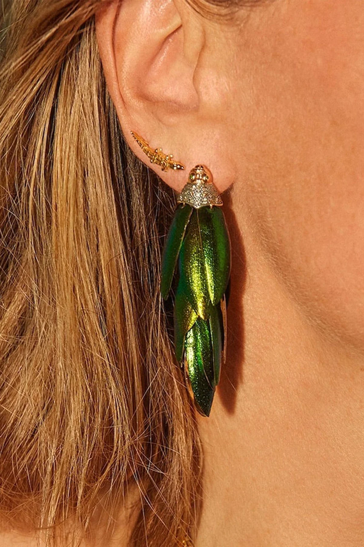 BIBI VAN DER VELDEN | GOLD SCARAB BUNCH EARRING - Image 4