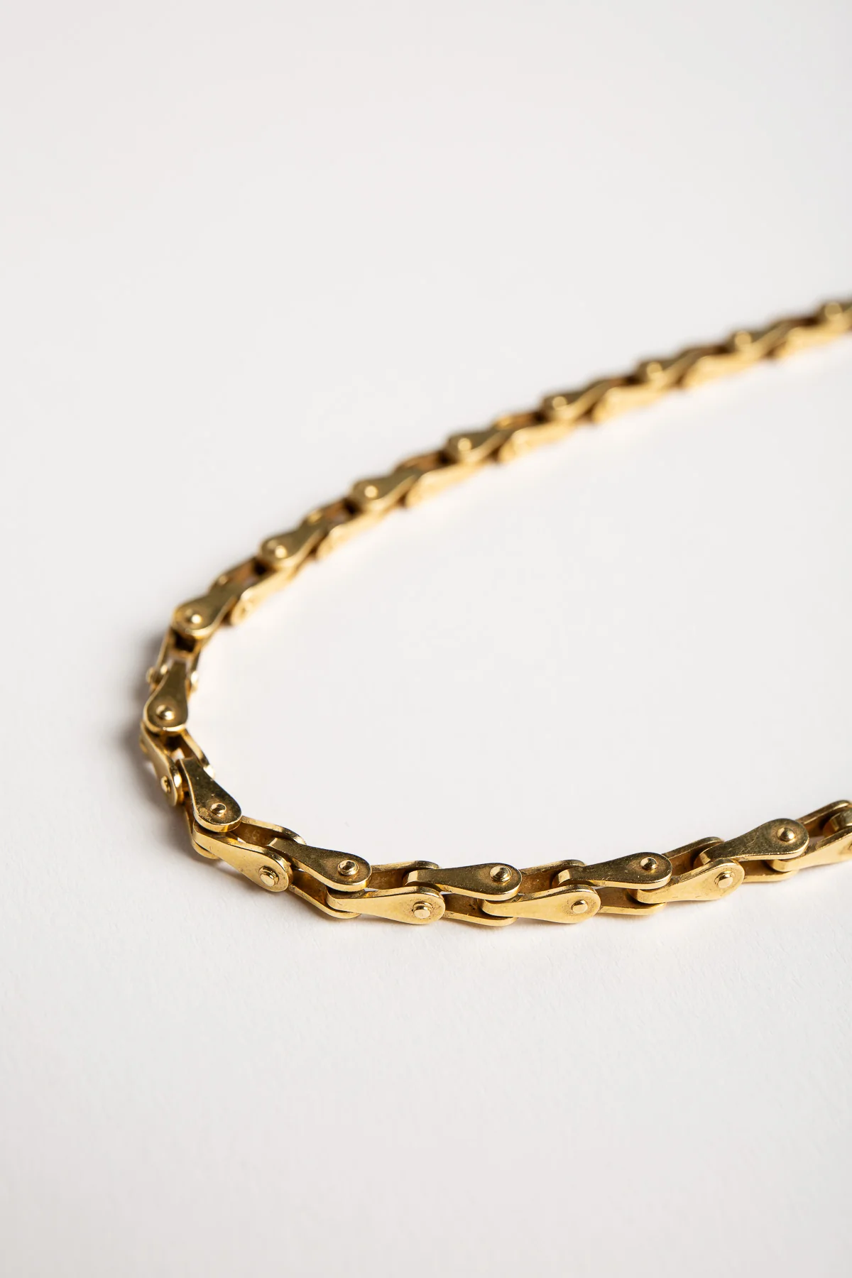 BLACK, STARR & FROST | VINTAGE 18K YELLOW GOLD NECKLACE - Image 3