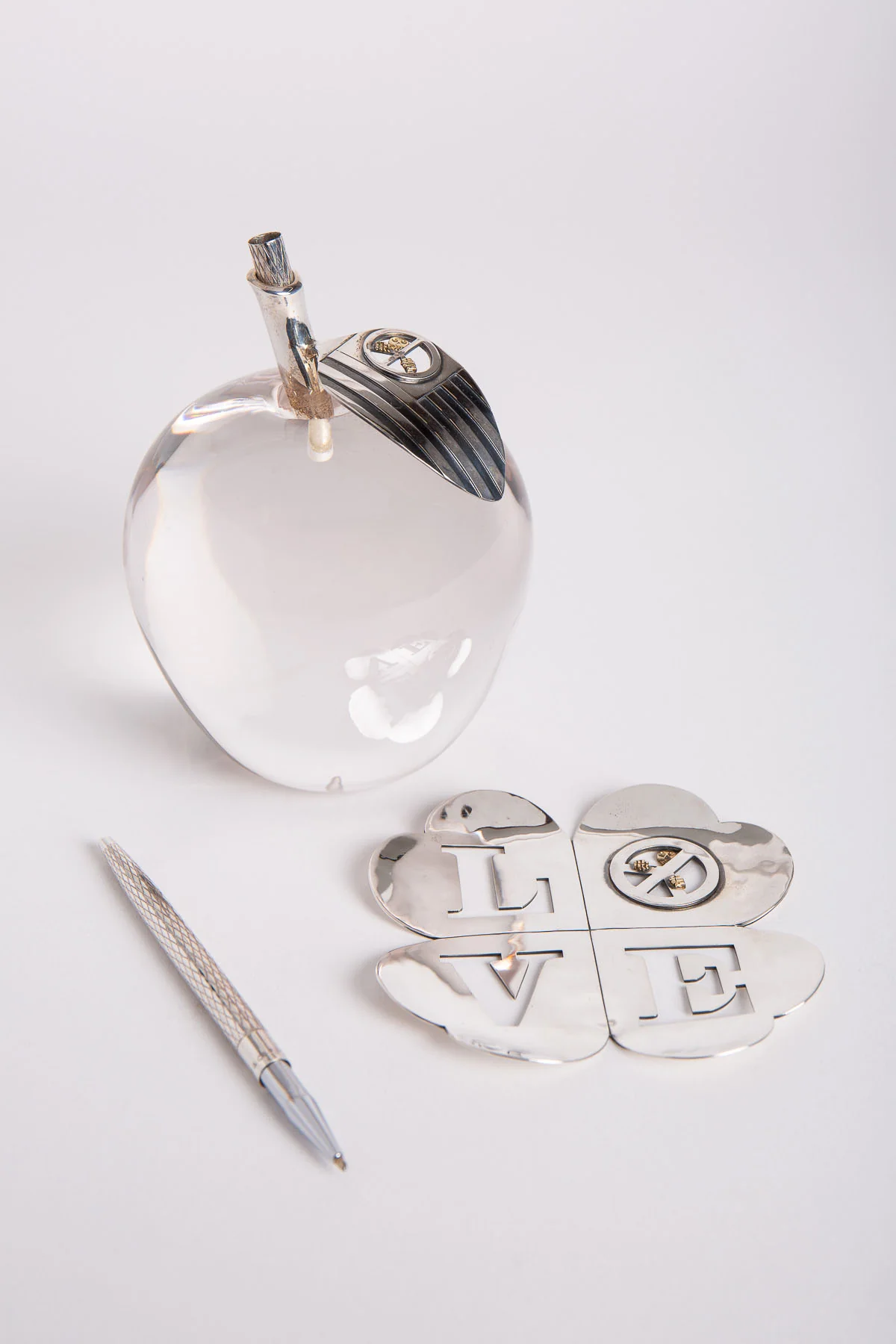 BLIND MAN TOGS | VINTAGE CARTIER APPLE TIFFANY TRAY PEN HOLDER - Image 3