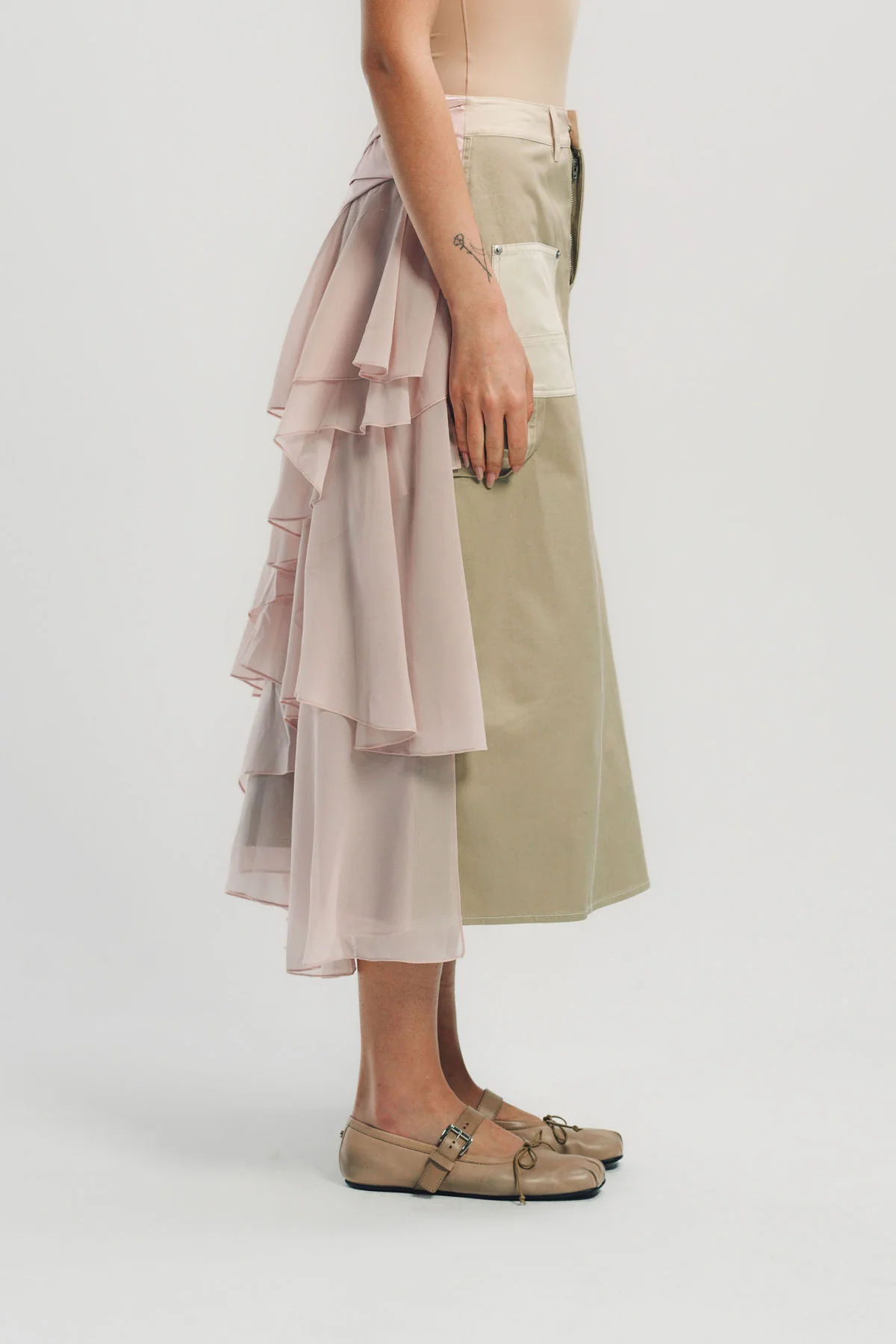 CAROLINE HU | COLLAGE RUFFLE SKIRT - Image 3
