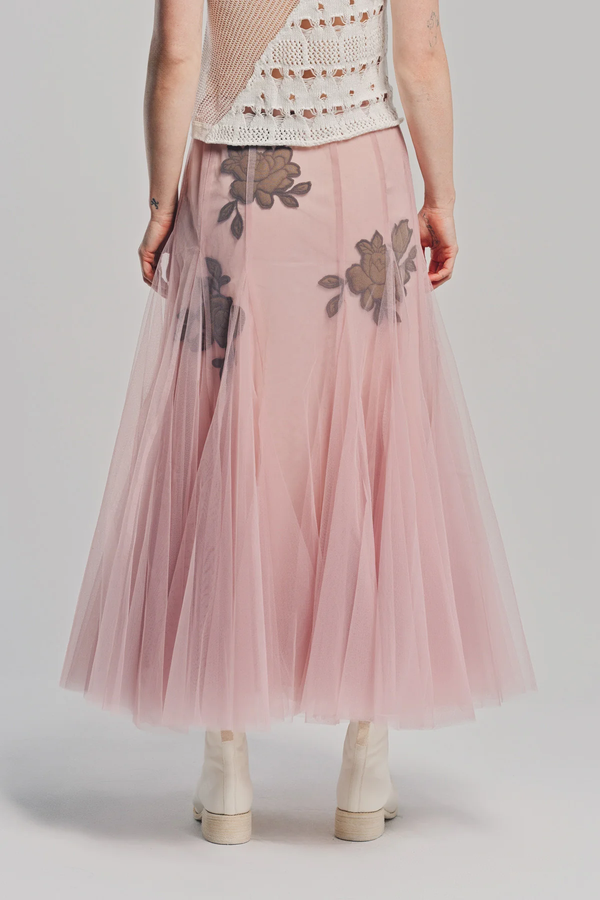 CAROLINE HU | FLORAL QUILTED TULLE SKIRT - Image 4