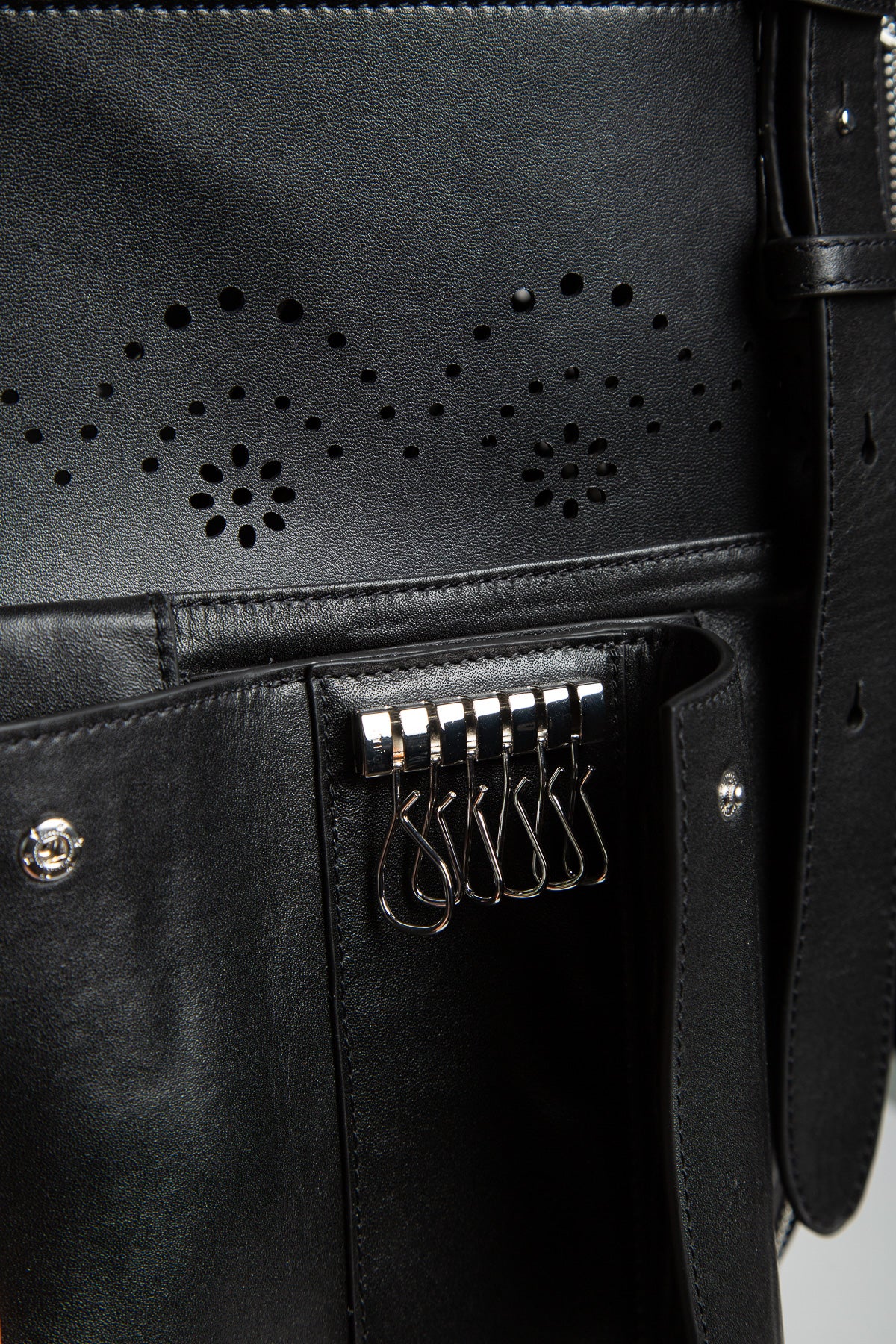 CAROLINE HU | LACE COLLAGE POCKET BAG - Image 7