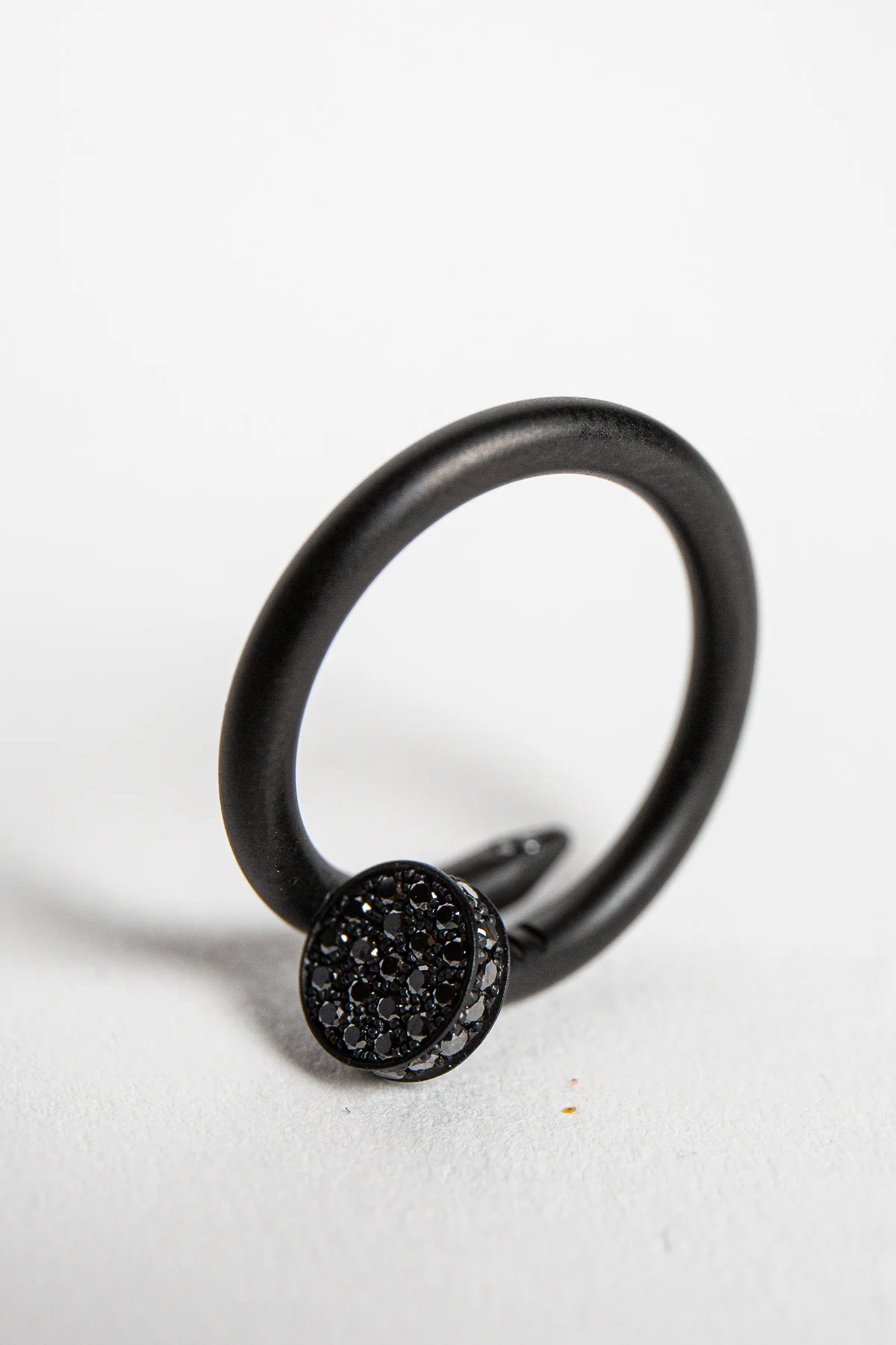 CARTIER | 18K YELLOW GOLD, DIAMOND NAIL RING - Image 5