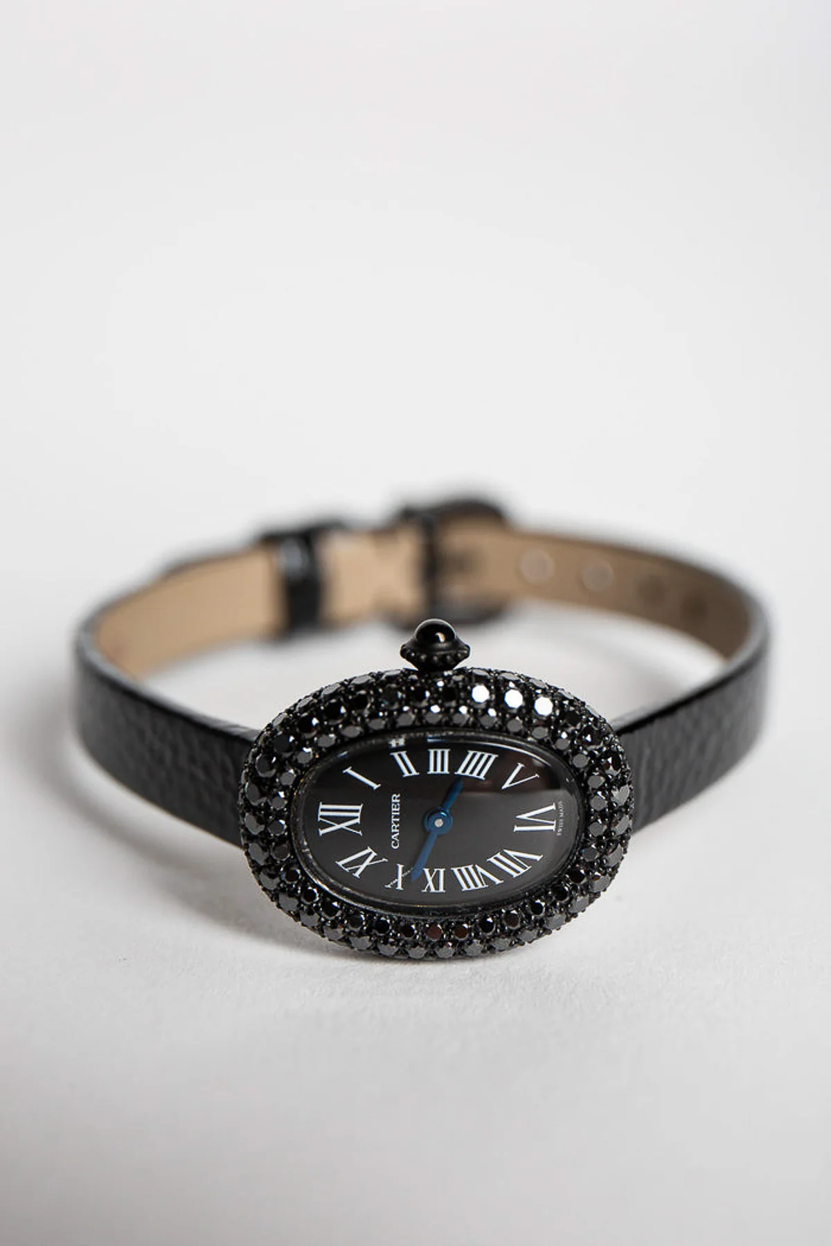 CARTIER | BAIGNOIRE WATCH WITH BLACK DIAMOND BEZEL - Image 4