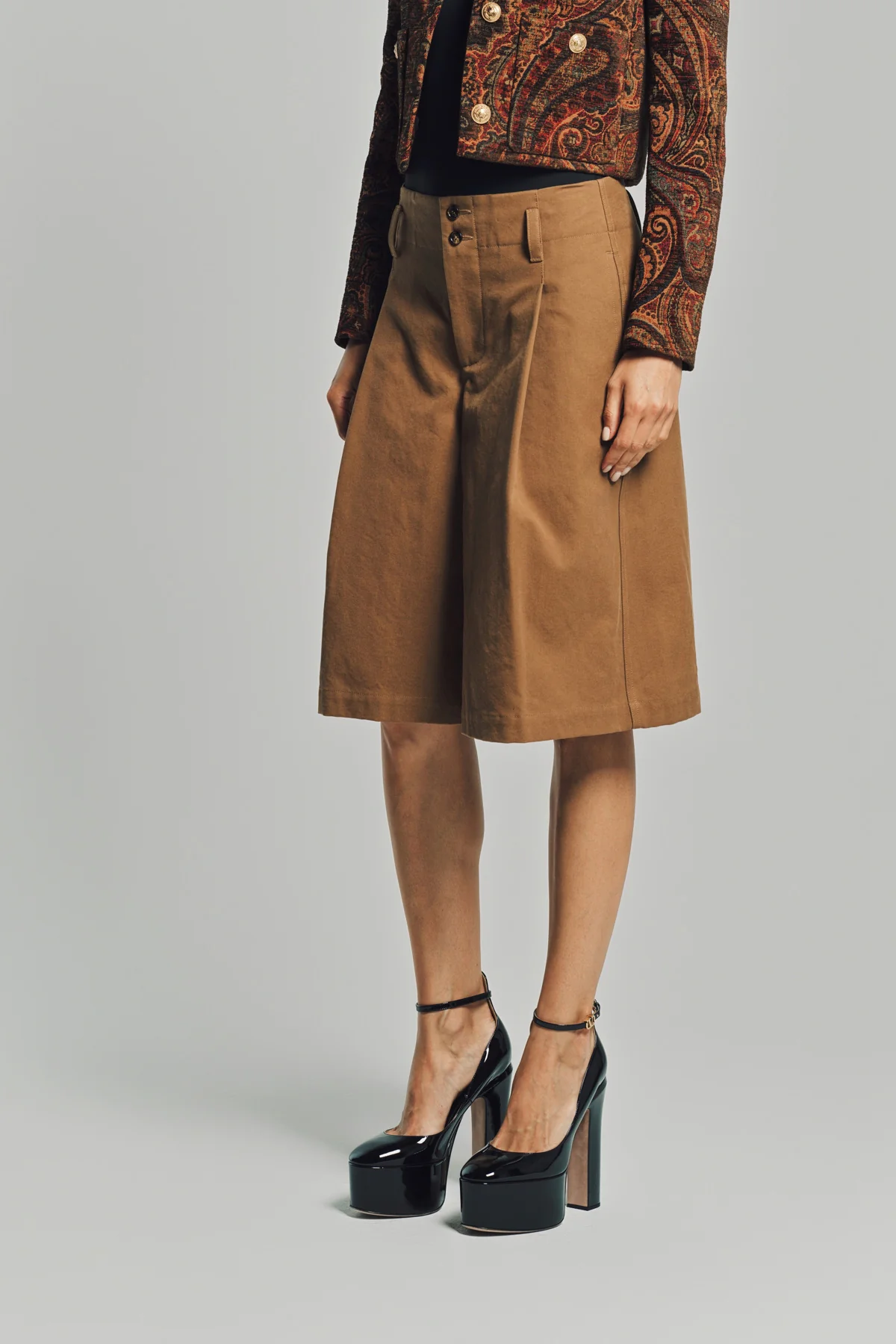 CHLOÉ | HIGH-RISE WIDE-LEG BERMUDA SHORTS - Image 3