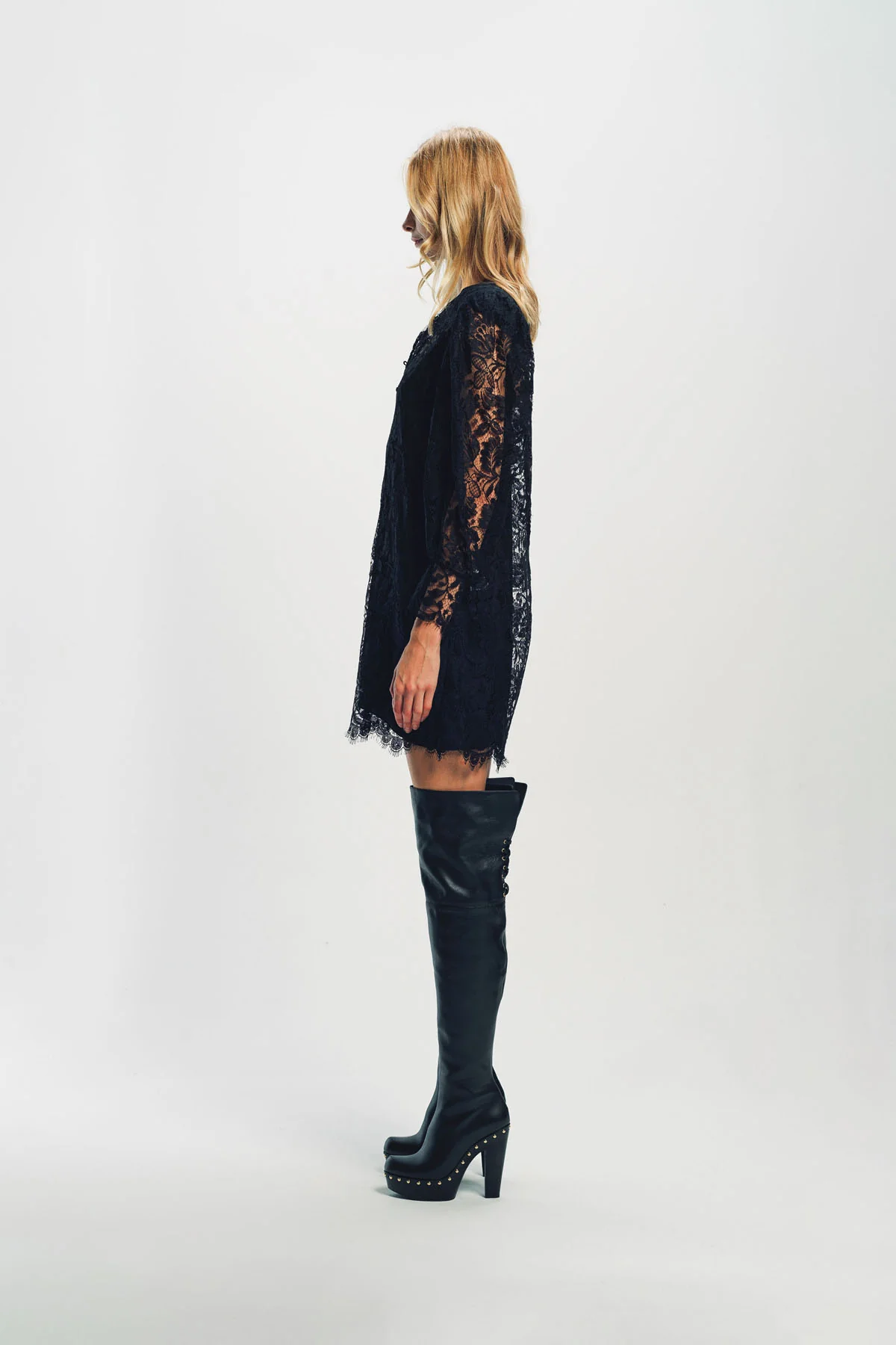 CHLOÉ | LONG-SLEEVE MINI DRESS IN LACE - Image 3