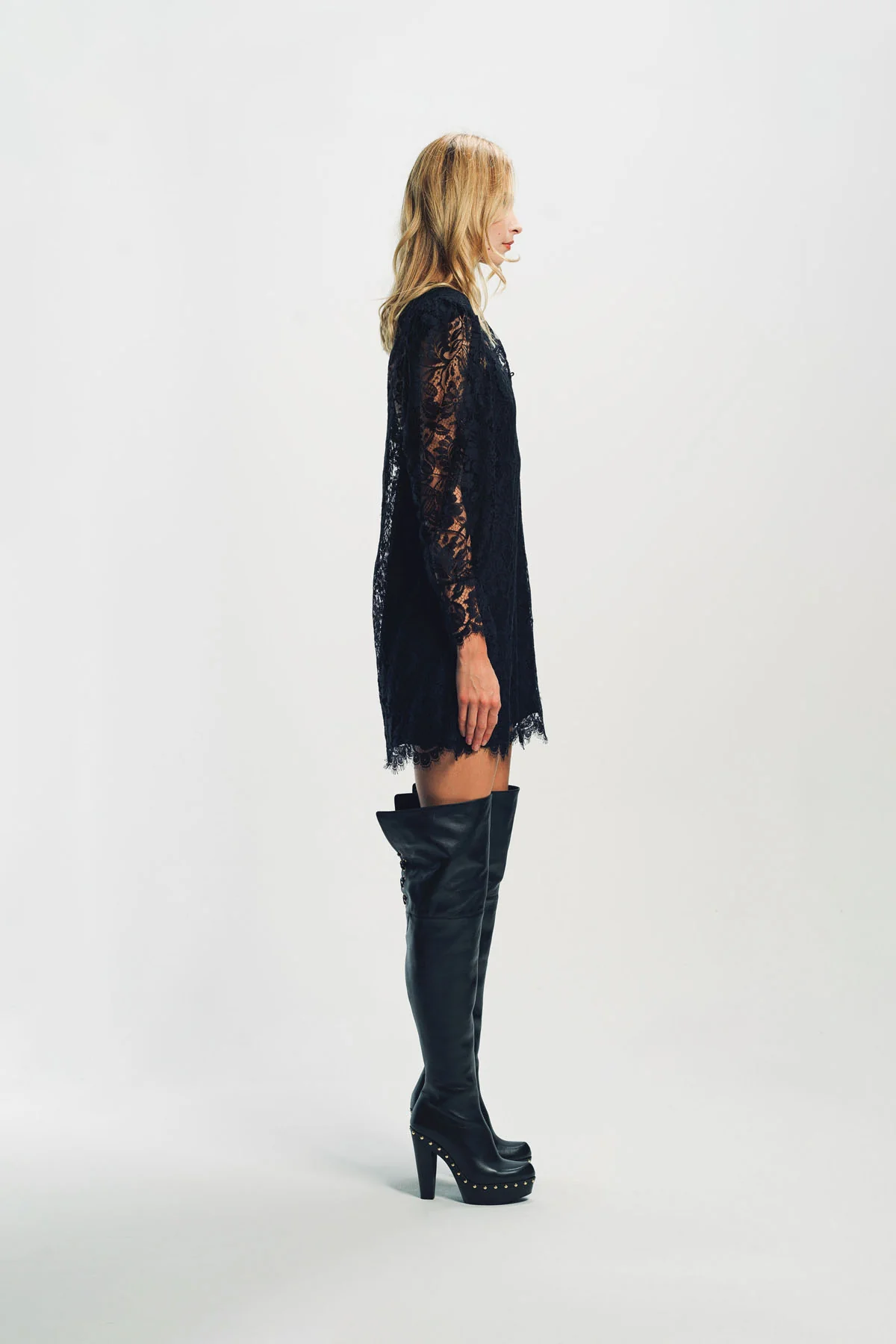 CHLOÉ | LONG-SLEEVE MINI DRESS IN LACE - Image 5