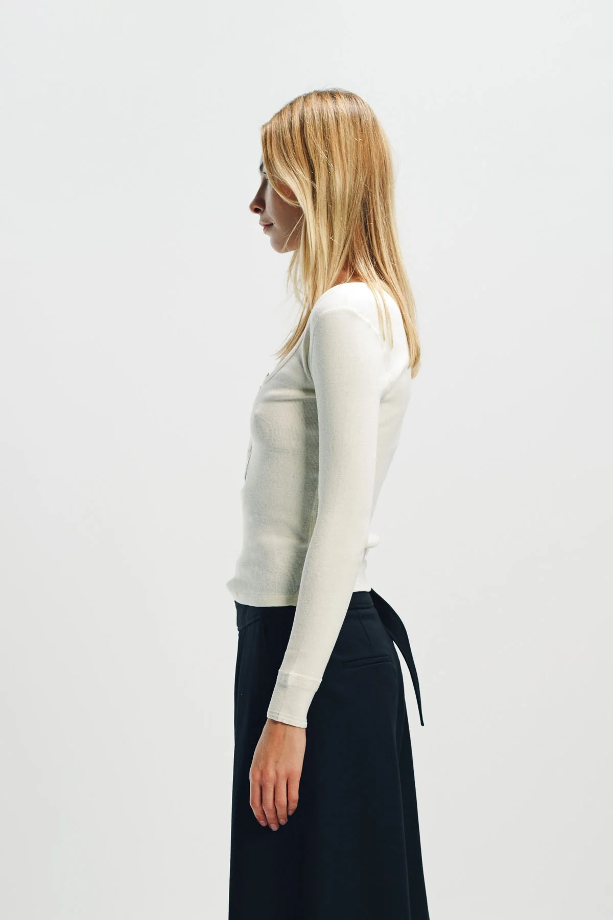 CHLOÉ | SCOOP-NECK HENLERY SHIRT IN COTTON JERSEY - Image 3