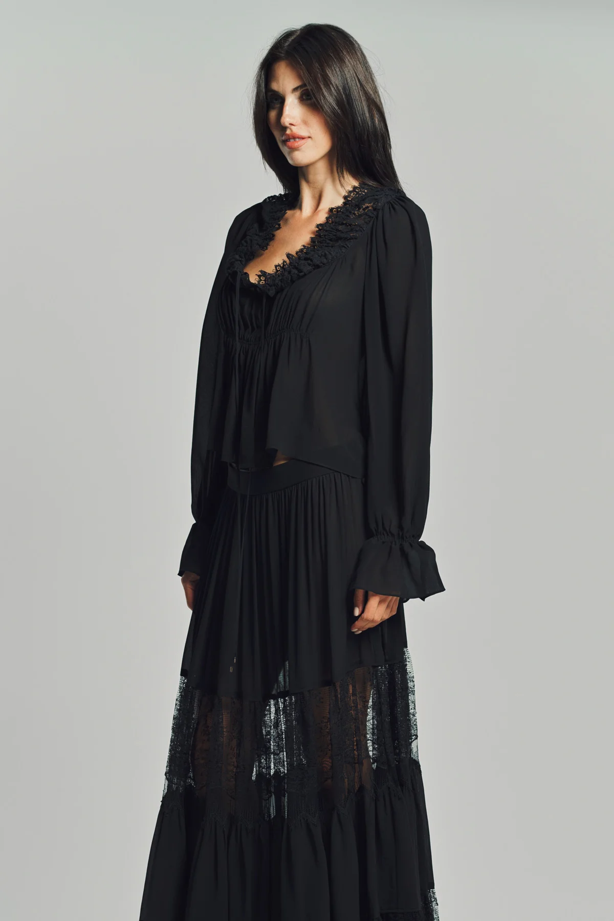 CHLOÉ | SCOOP-NECK SILK CROPPED TOP - Image 3