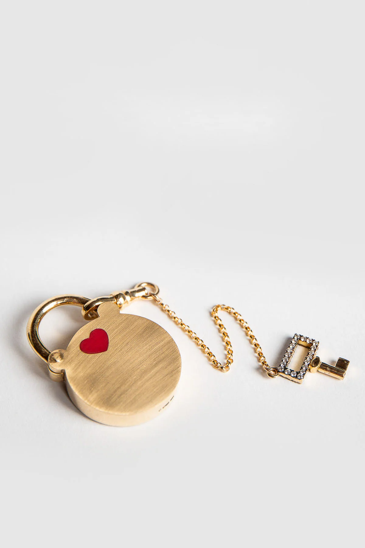 CIRCA 1700 | BONNE CHANCE PADLOCK PENDANT - Image 3