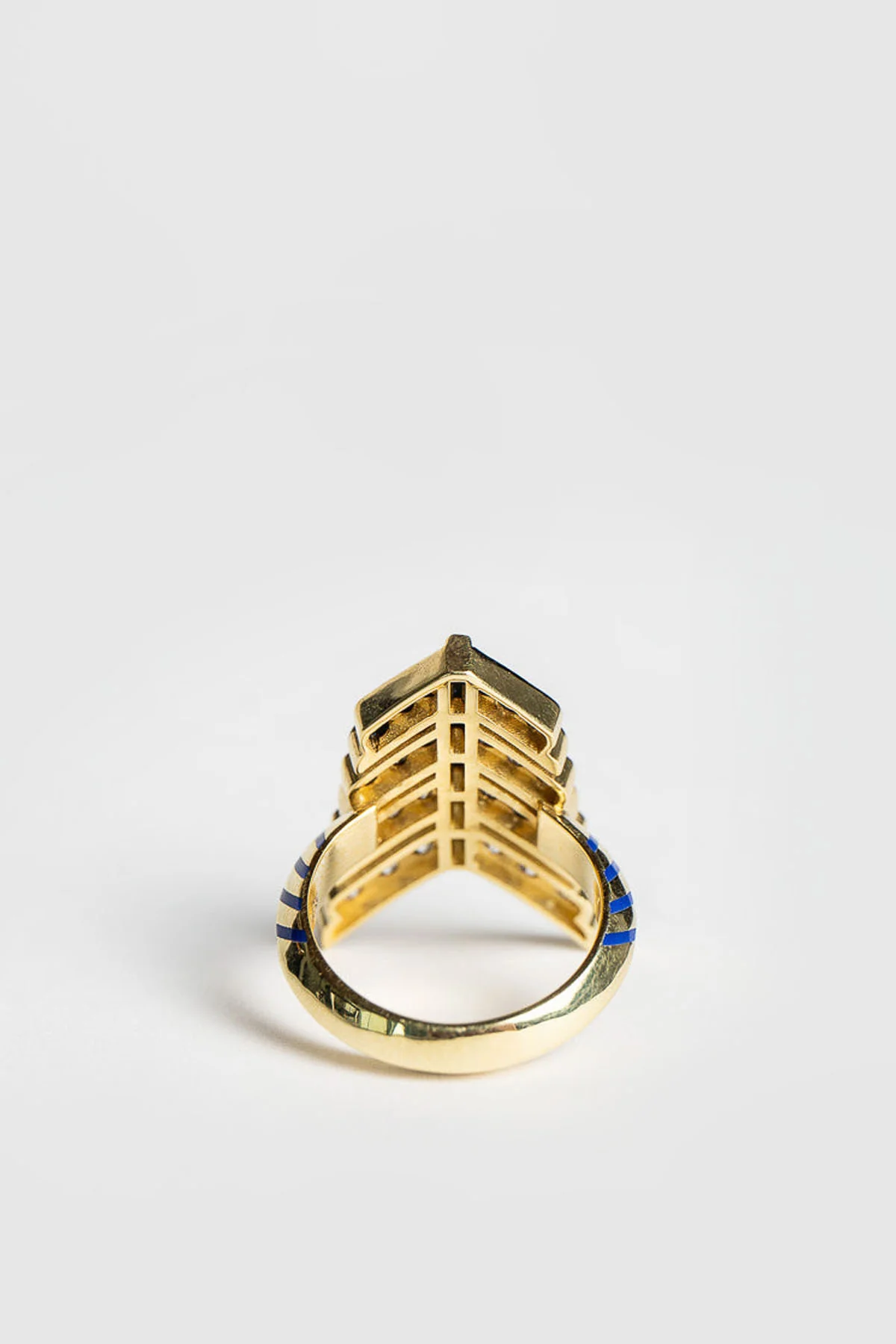 CIRCA 1700 | LOVE AND STRENGTH VICTORY RING - Image 3