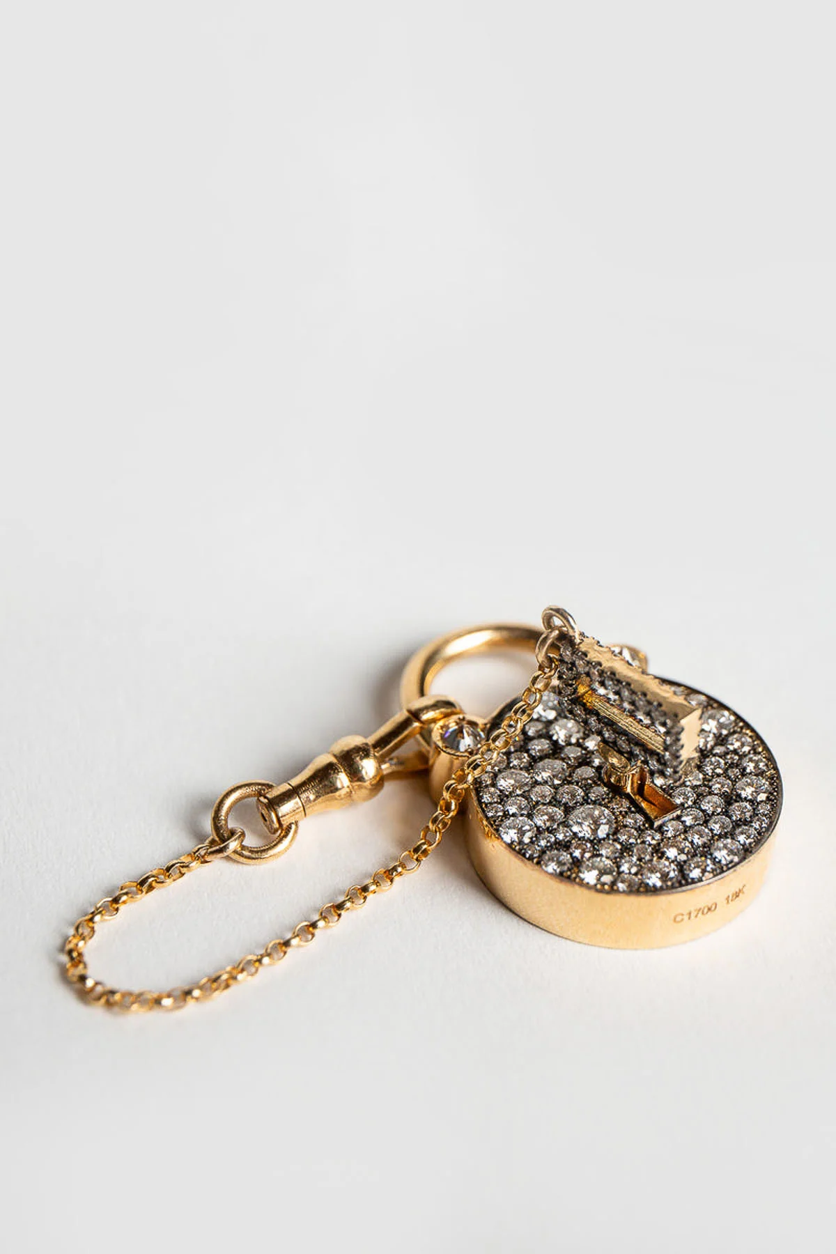 CIRCA 1700 | SQUARE PEG DIAMOND PADLOCK PENDANT - Image 3