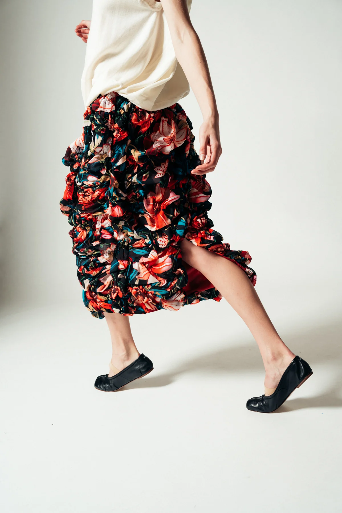 COMME DES GARCONS | FLORAL CHIFFON SKIRT - Image 5