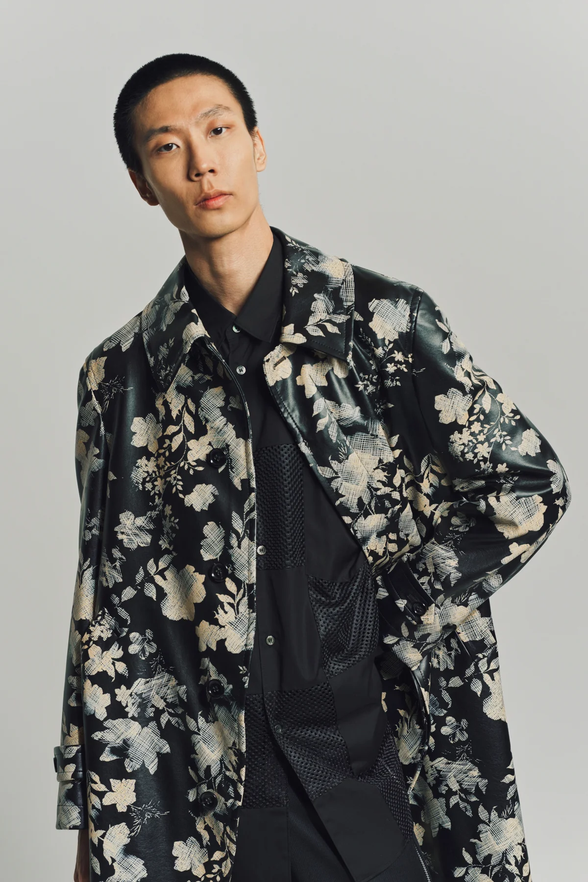 COMME DES GARCONS HOMME PLUS | FAUX LEATHER FLOWER PRINT COAT - Image 6