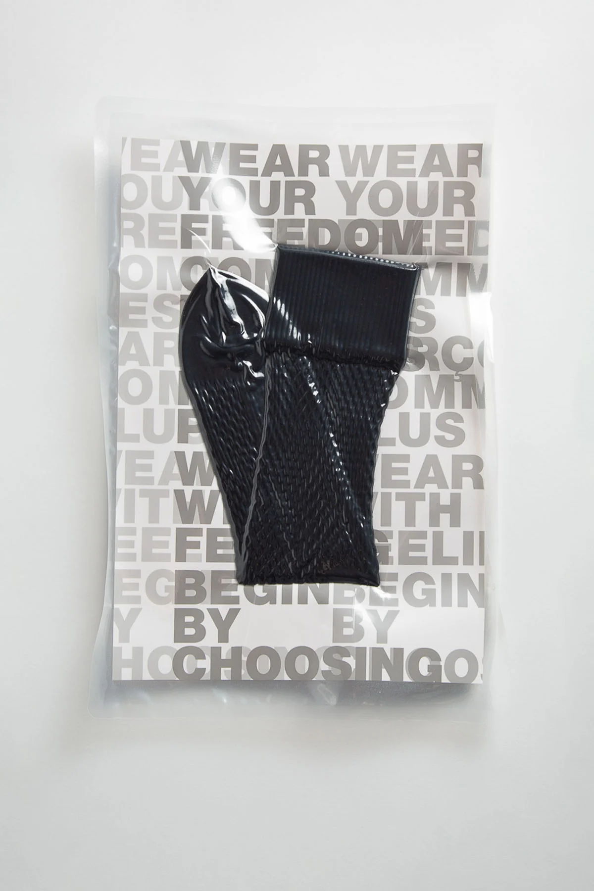 COMME DES GARCONS HOMME PLUS | NYLON MESH SOCKS