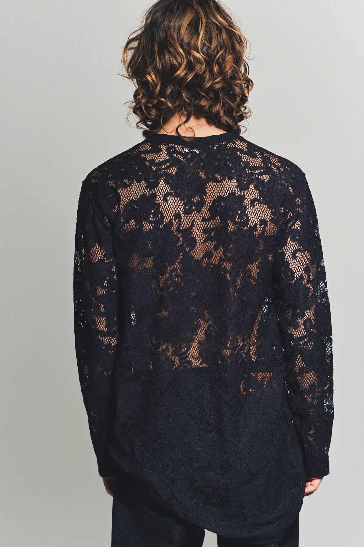 COMME DES GARCONS HOMME PLUS | RASCHEL LACE LONG SLEEVE TEE - Image 4