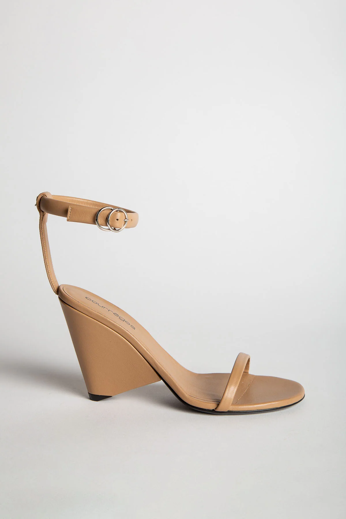 COURRÈGES | OBLIQUE LEATHER SANDALS - Image 6