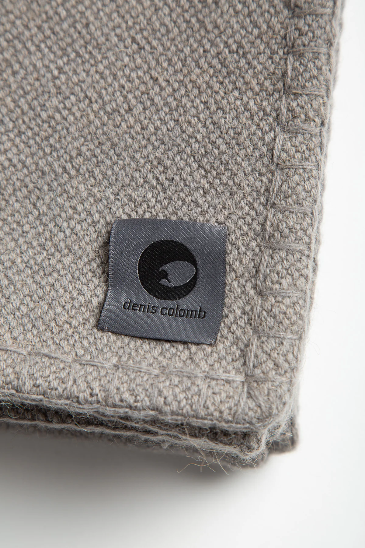 DENIS COLOMB | GOBI STITCHED EDGE BLANKET - Image 4