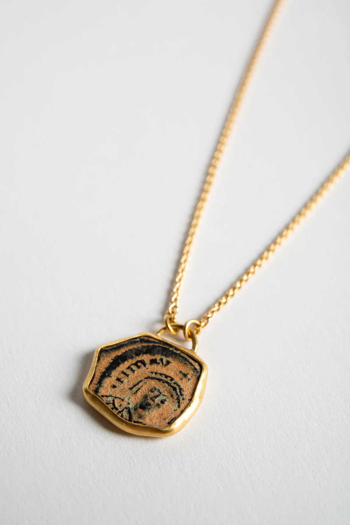 ELI HALILI | YELLOW GOLD BYZANTINE COIN NECKLACE - Image 3