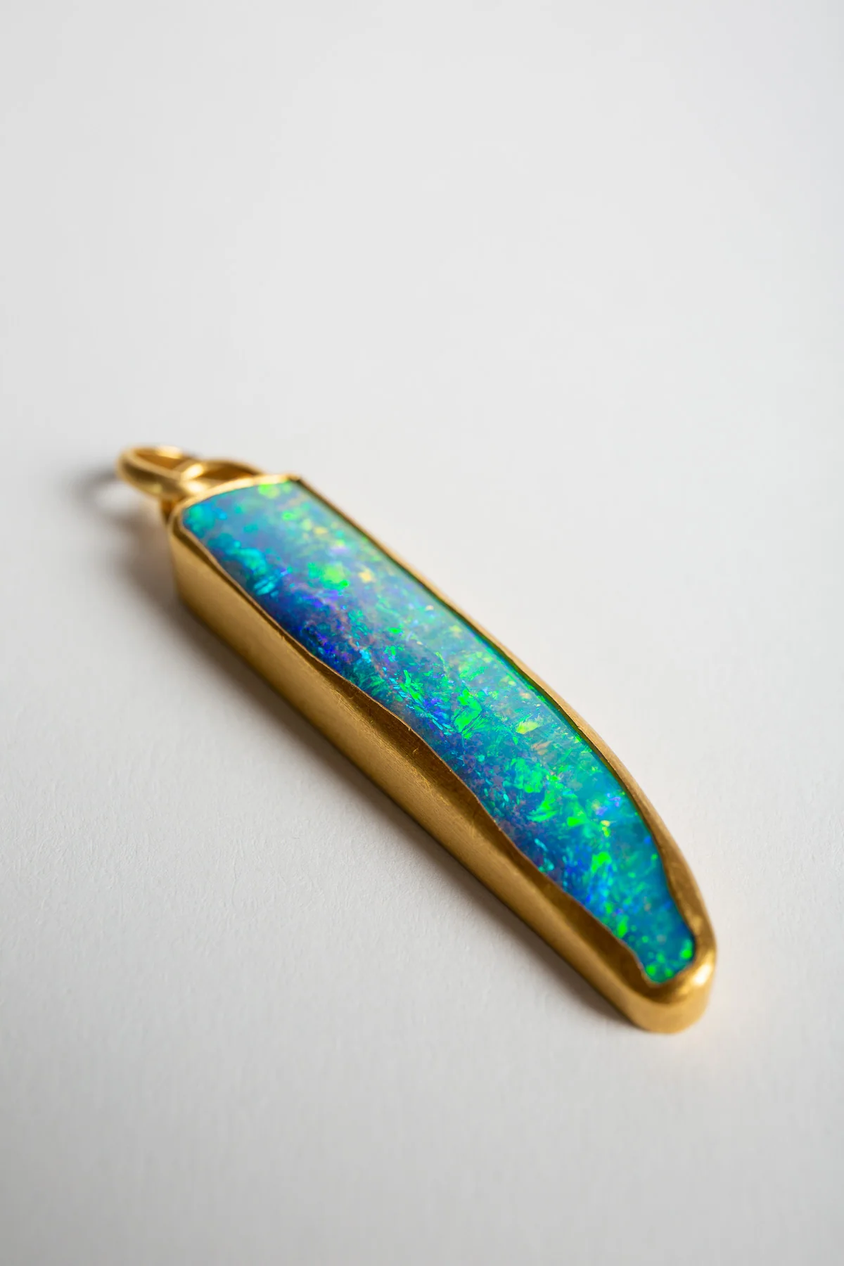ELI HALILI | YELLOW GOLD & OPAL PENDANT - Image 2