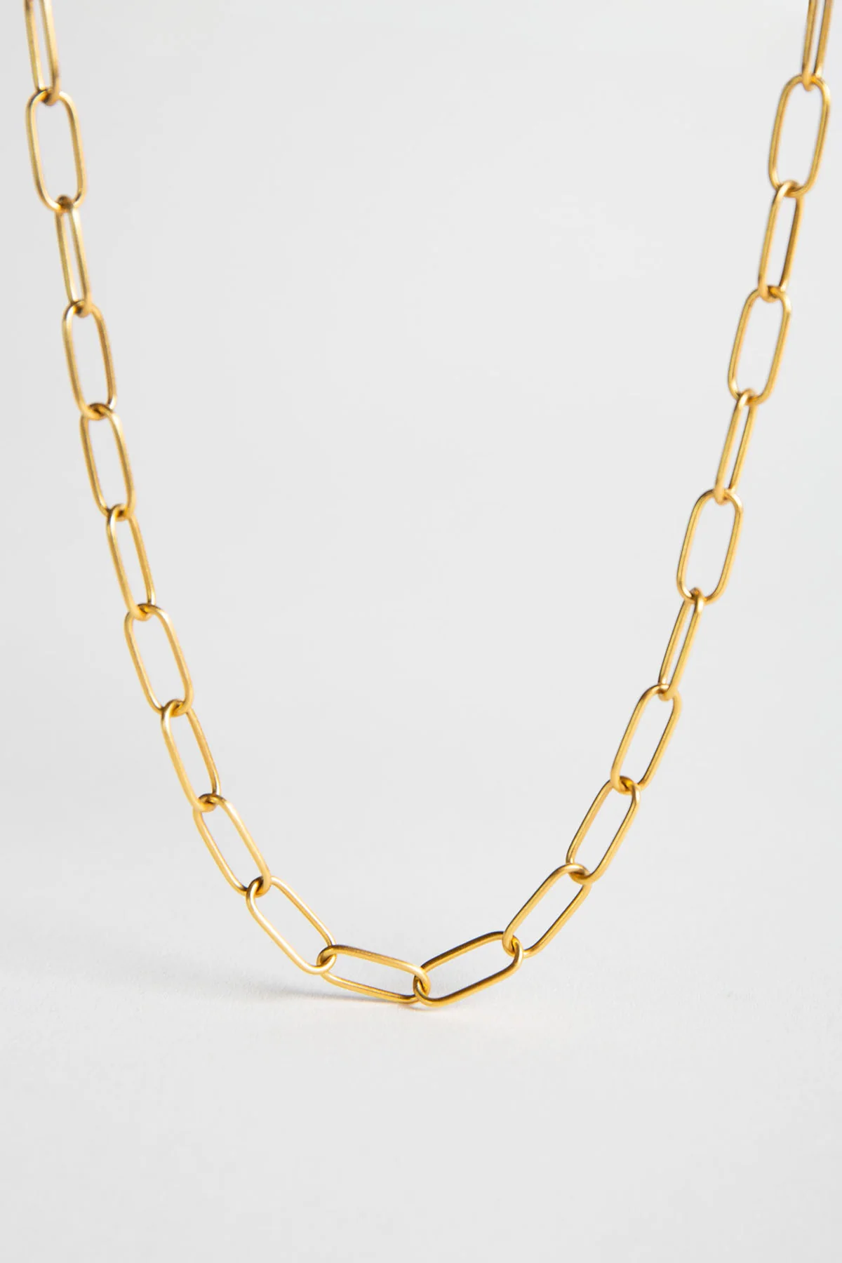 ELI HALILI | YELLOW GOLD THIN OVAL NECKLACE