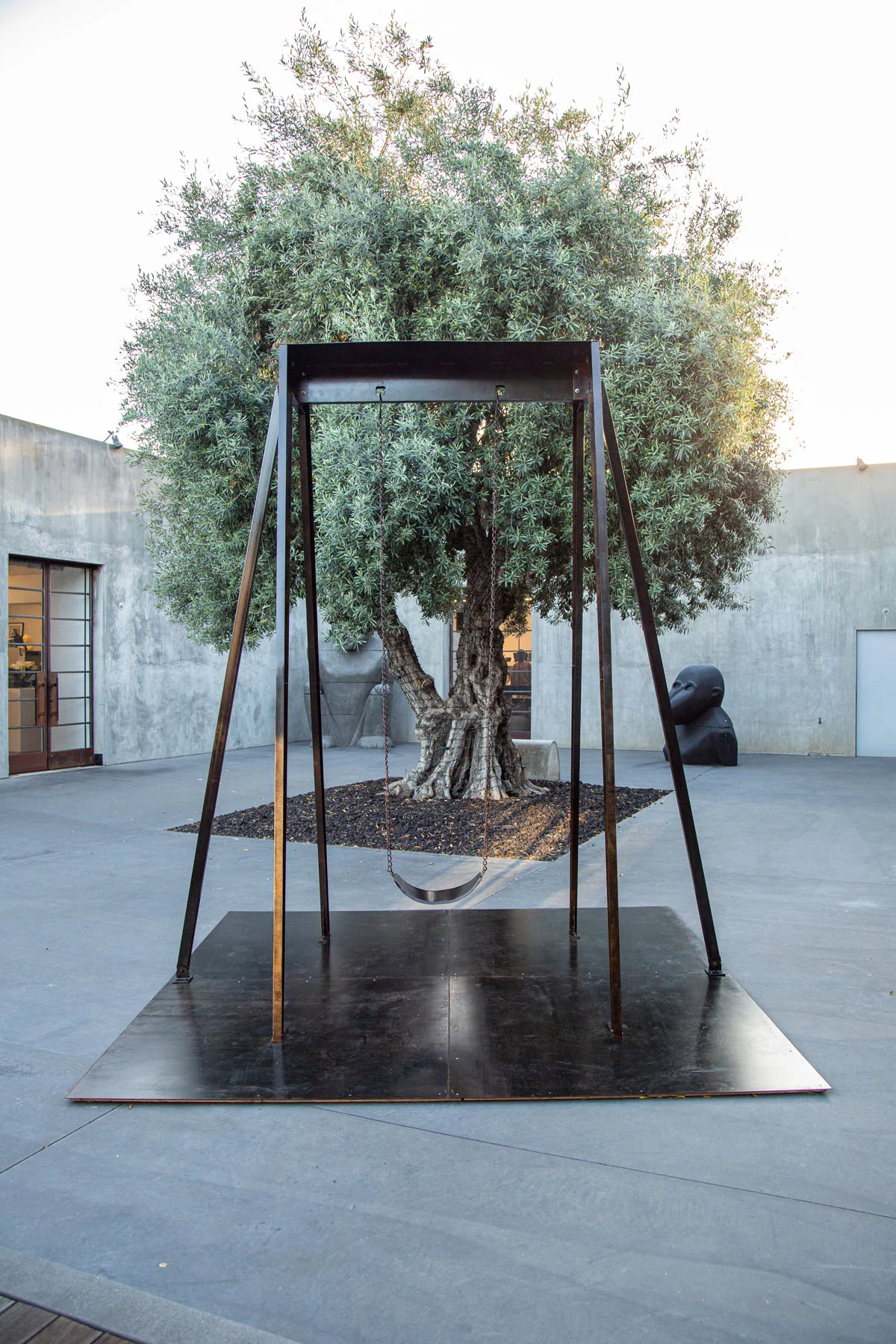 ENFANTS RICHES DÉPRIMÉS | ONLY CHILD SWING SET - Image 3