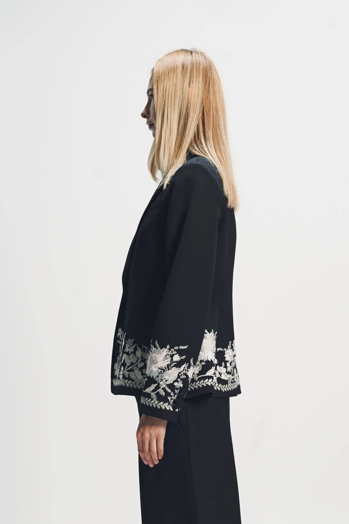 ERDEM | EMBROIDERED GRAIN DE POUDRE FITTED BLAZER - Image 3