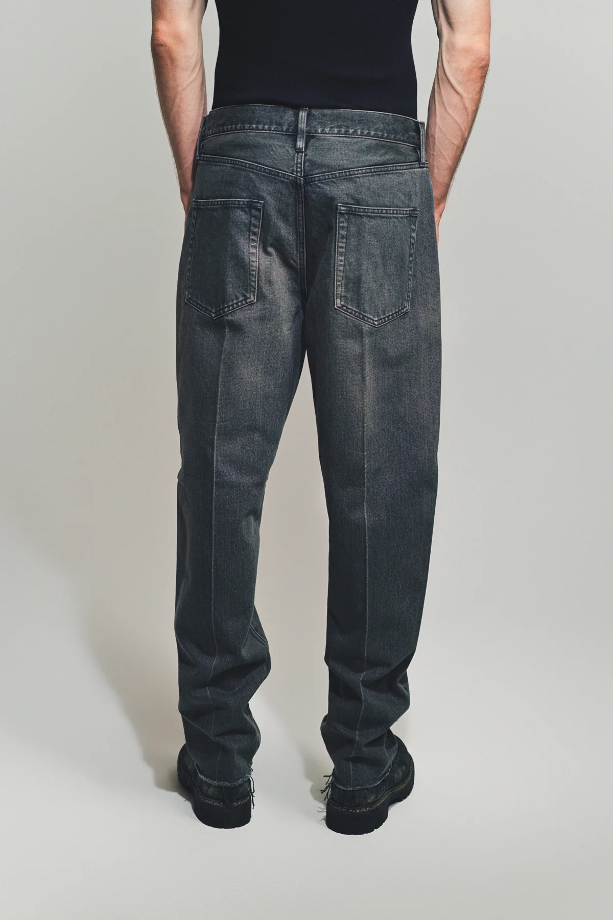 FEAR OF GOD | 80'S 5-POCKET JEANS - Image 4